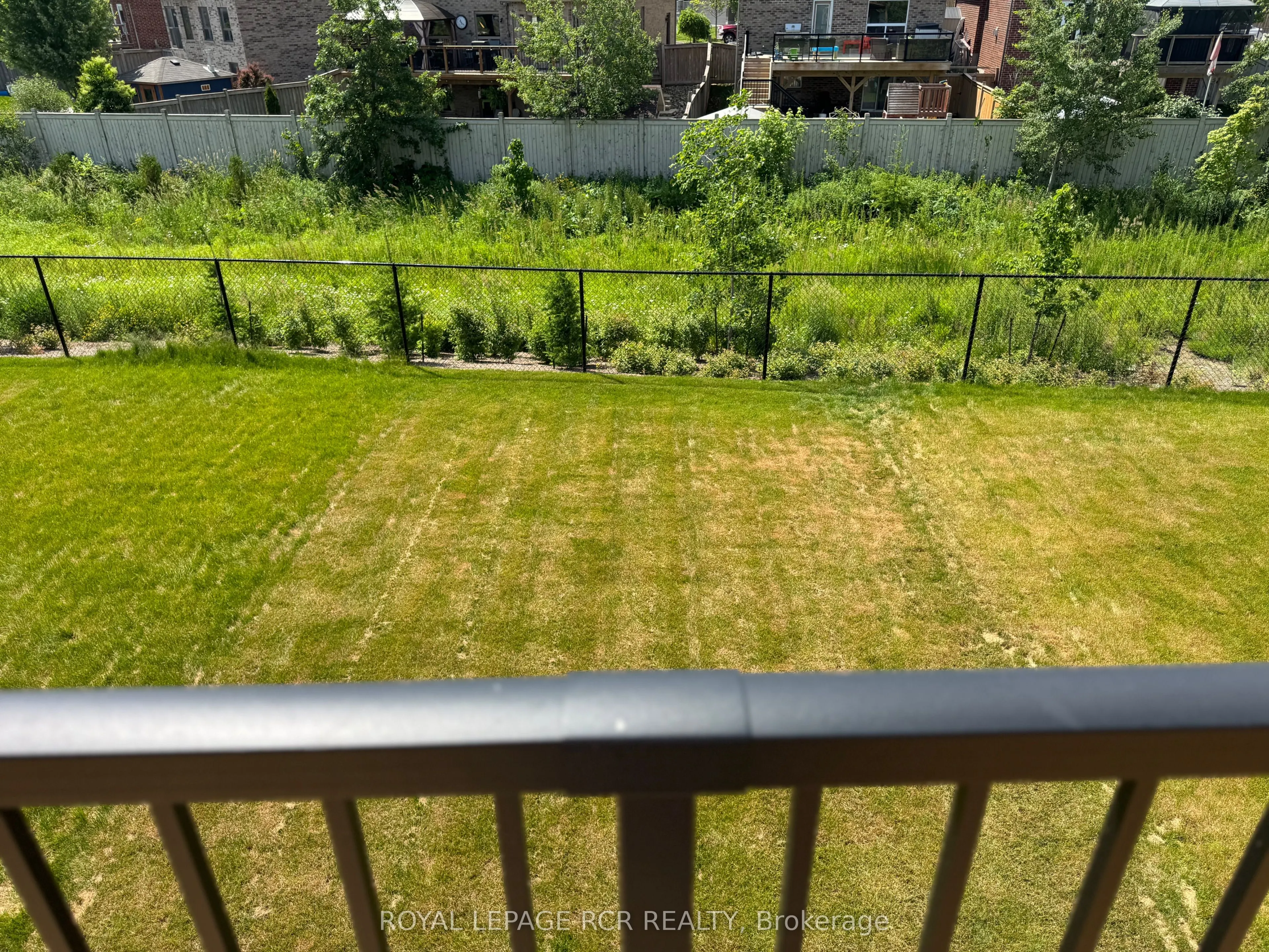 690 Broadway Avenue