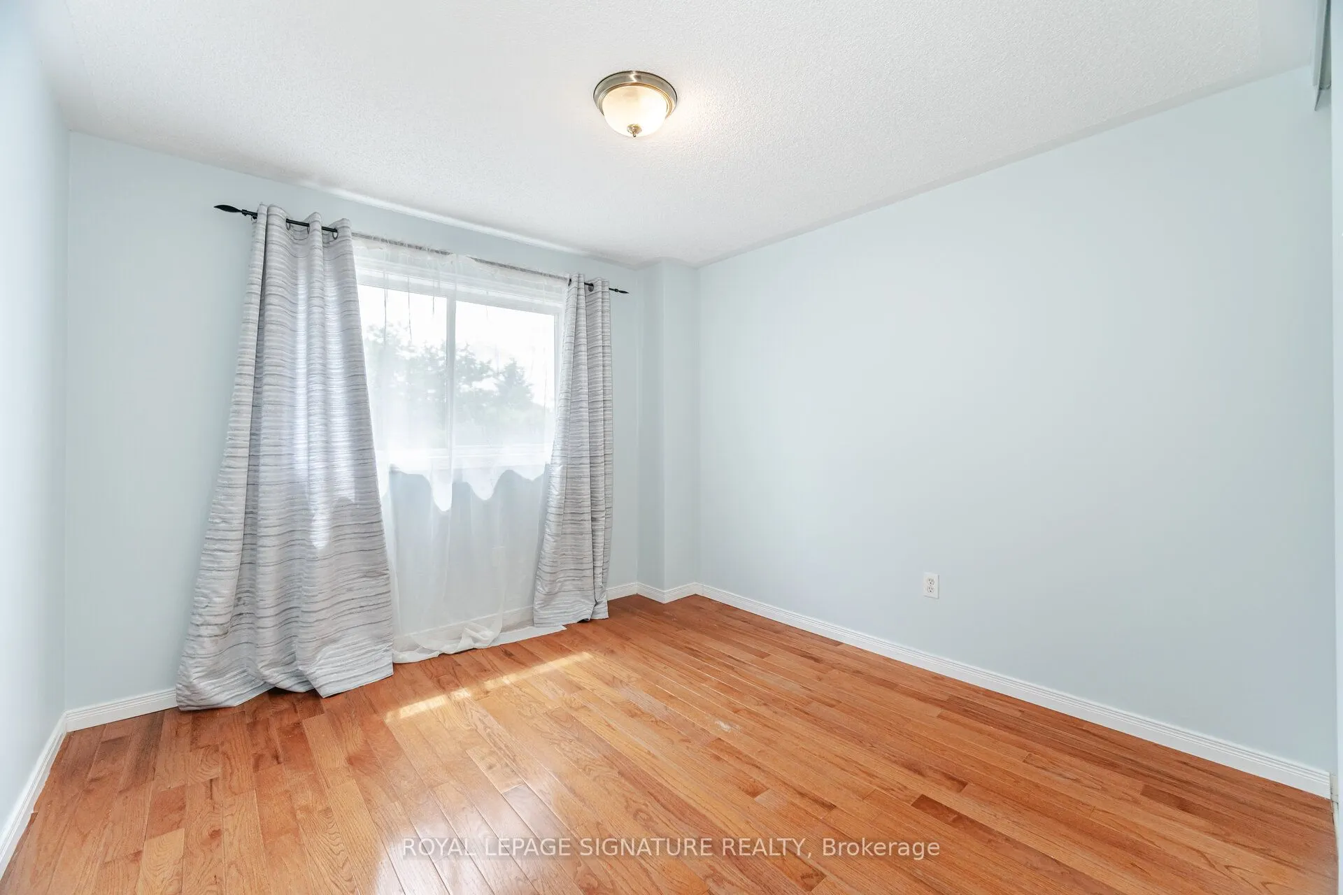 2555 Thomas Street, #89