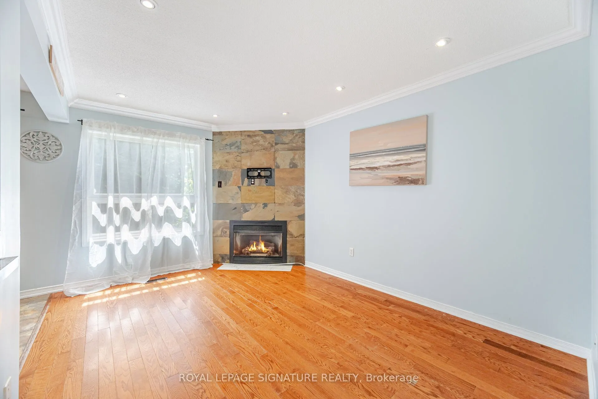 2555 Thomas Street, #89