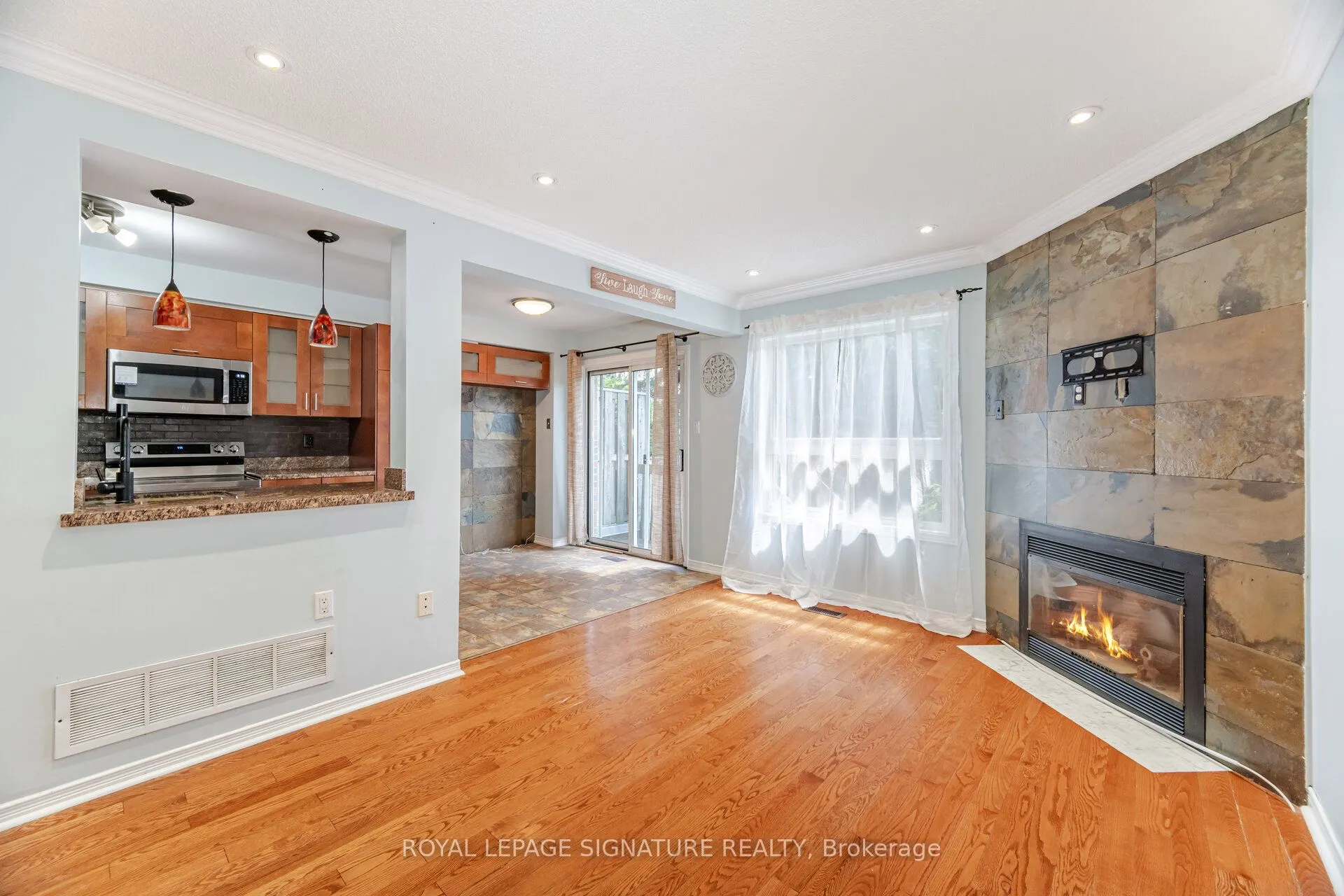 2555 Thomas Street, #89