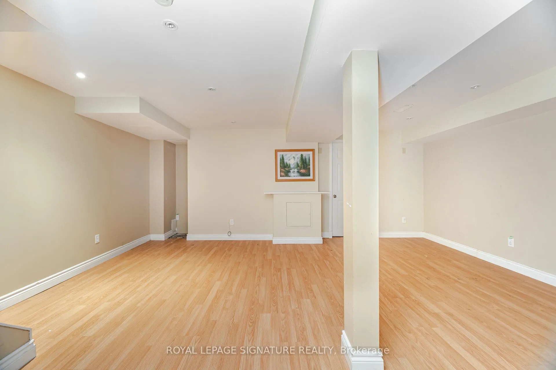 2555 Thomas Street, #89