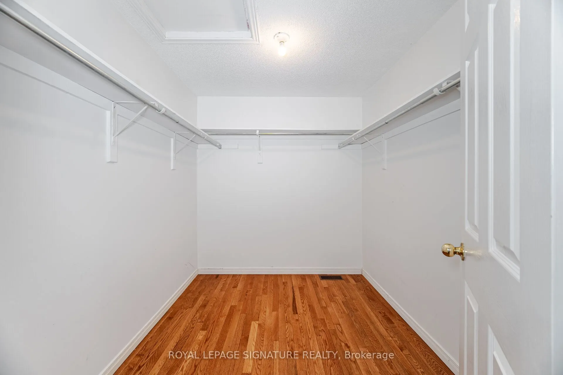 2555 Thomas Street, #89