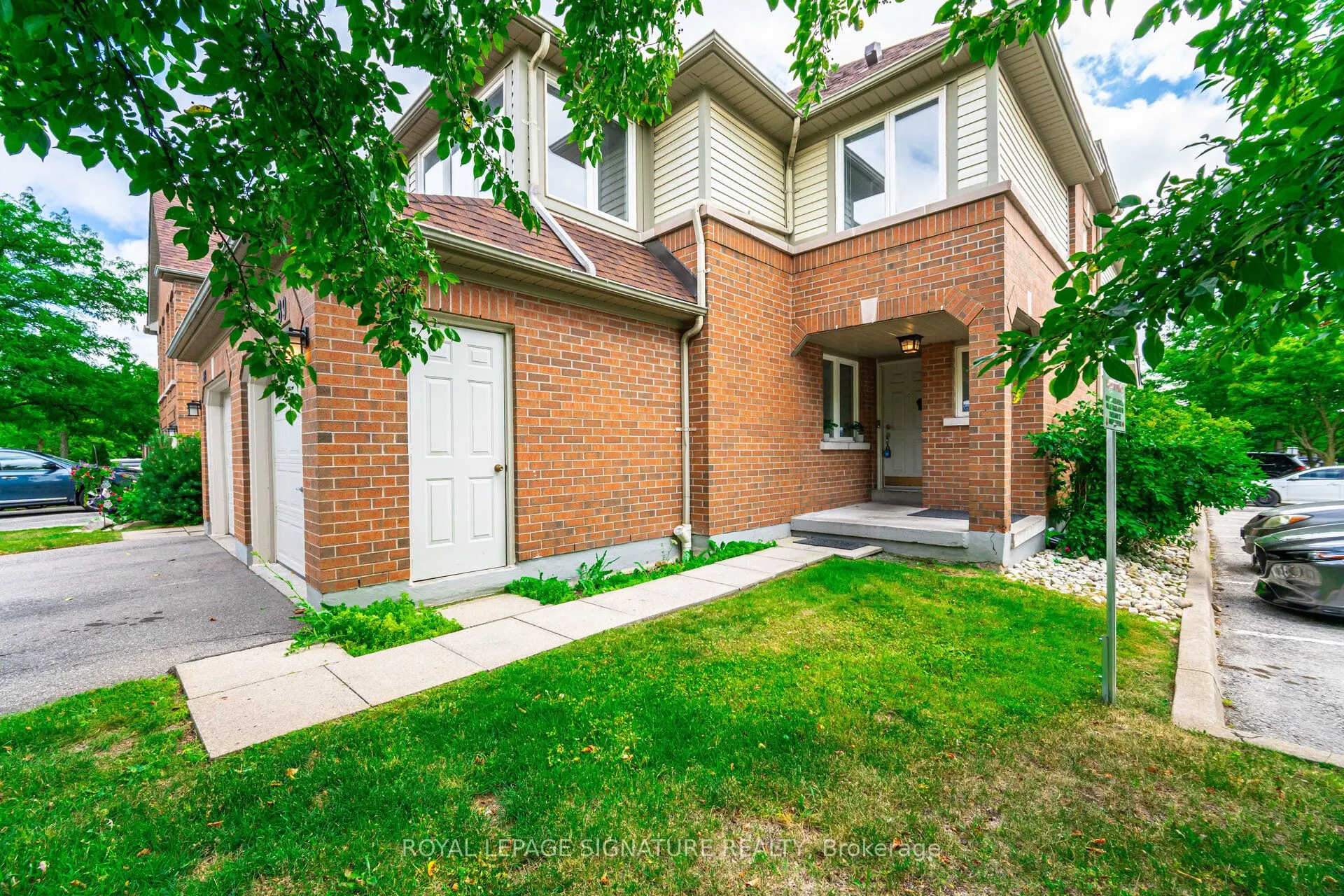 2555 Thomas Street, #89
