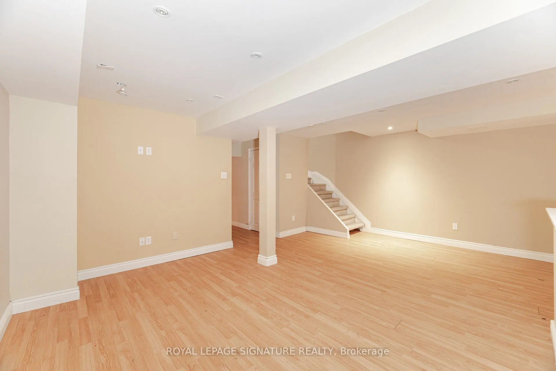 2555 Thomas Street, #89