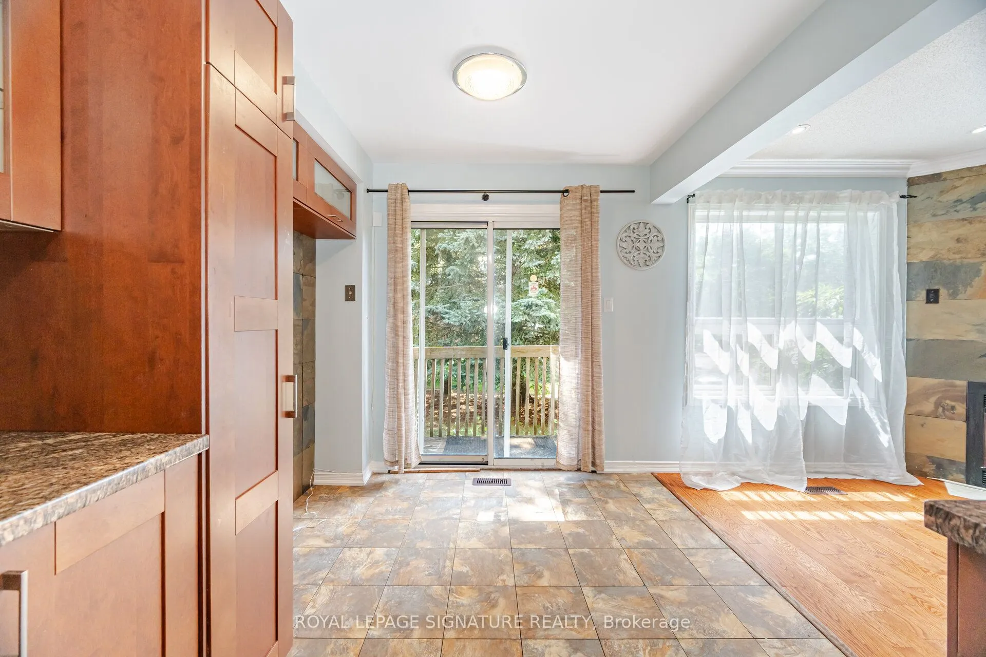 2555 Thomas Street, #89
