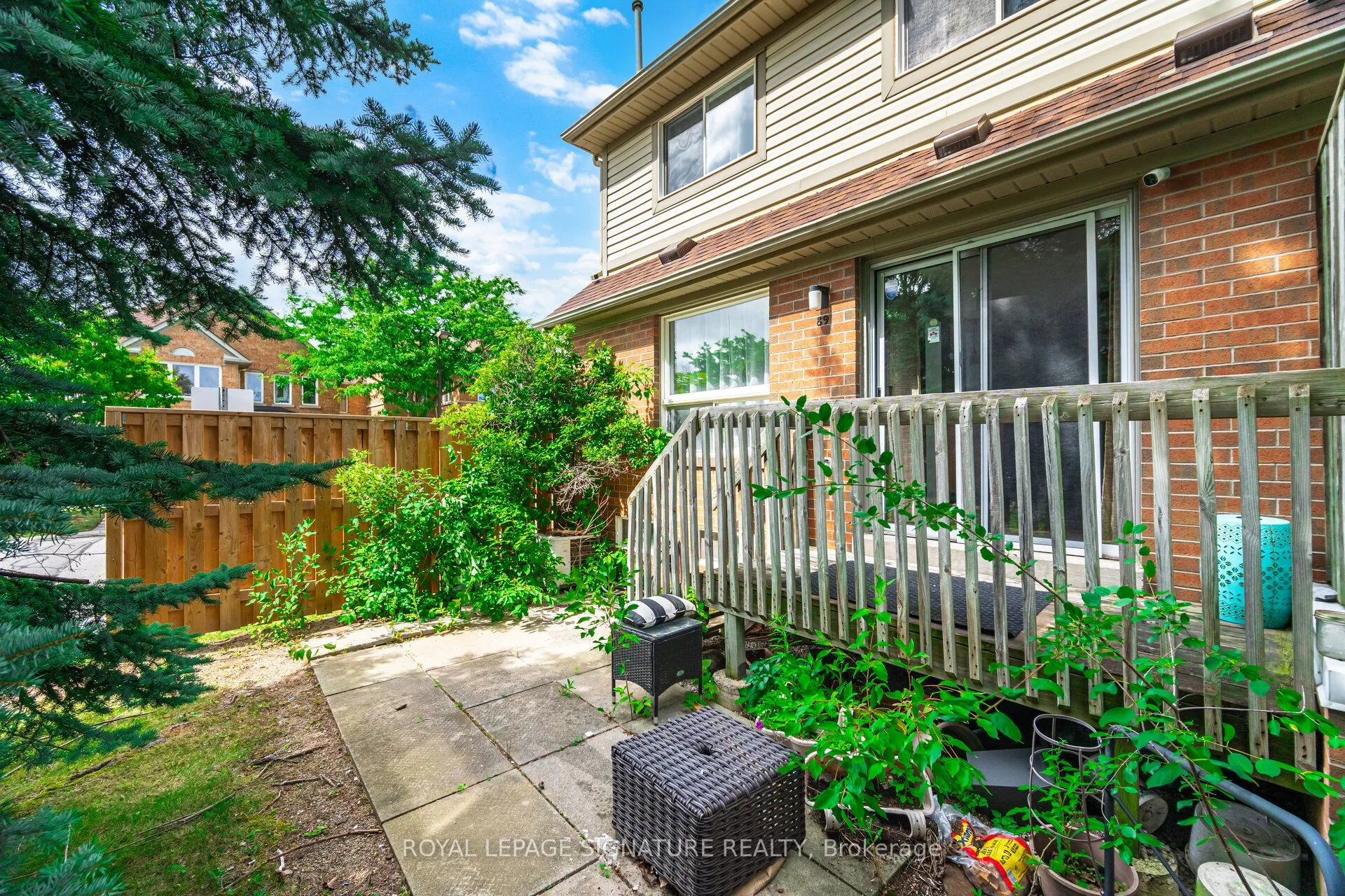 2555 Thomas Street, #89