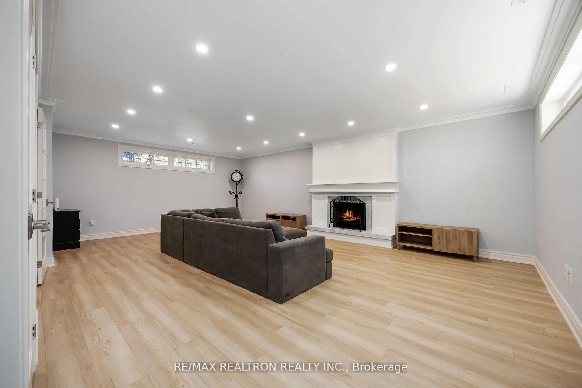 16 Aylesbury Road
