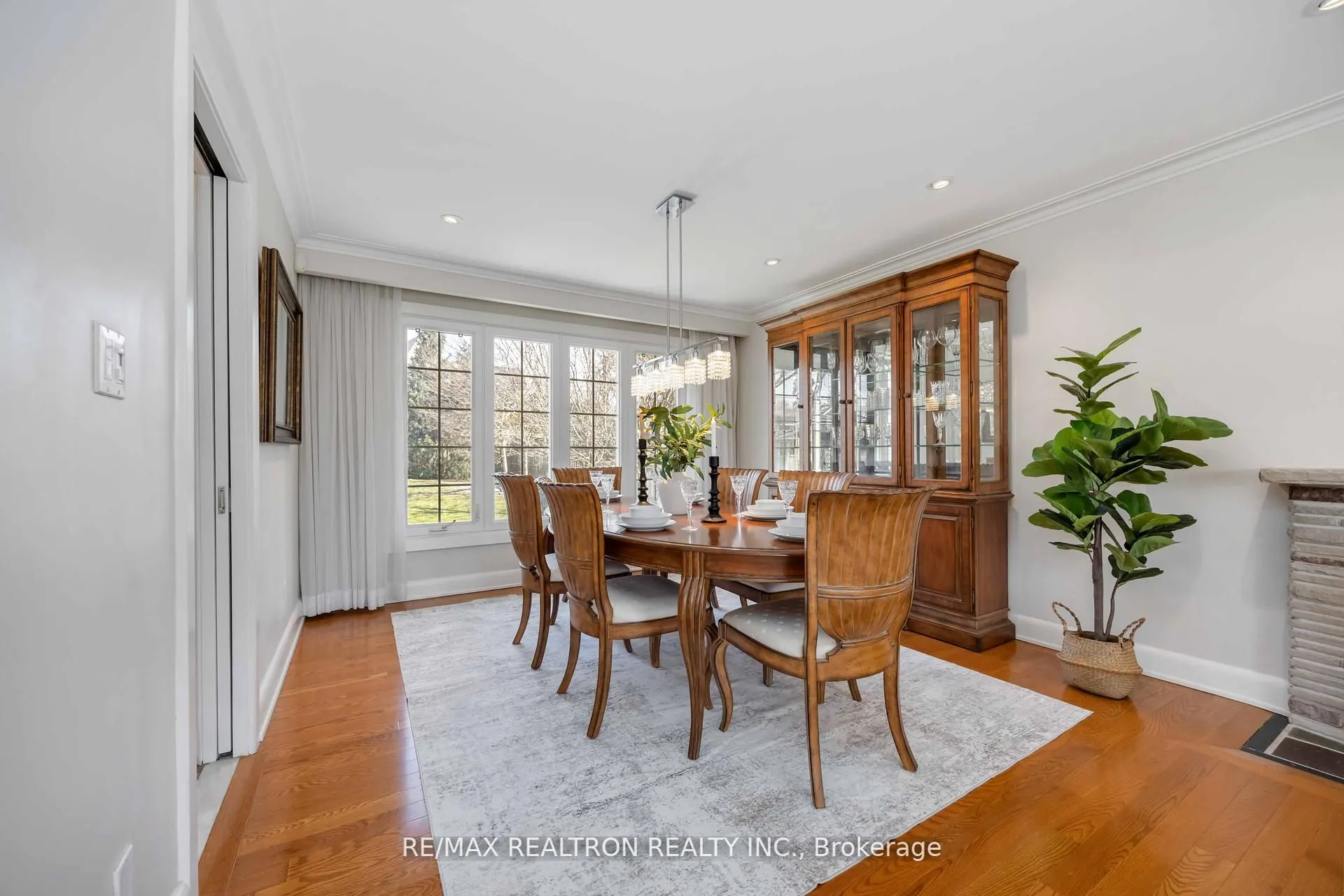 16 Aylesbury Road