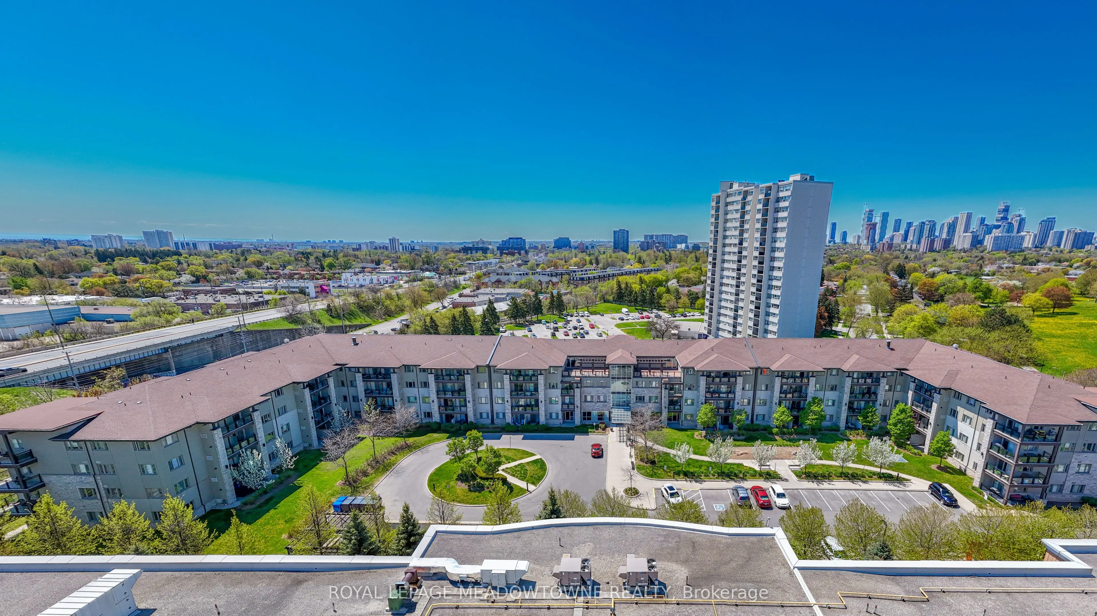 570 Lolita Gardens, #125