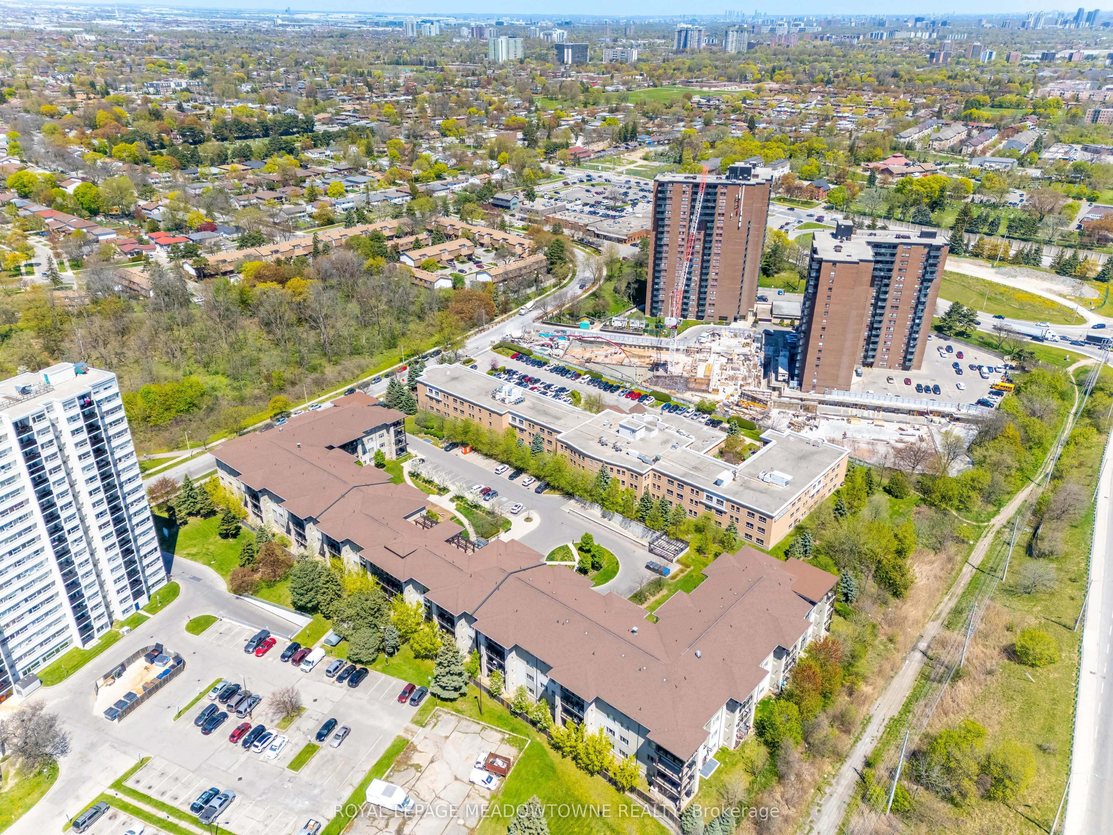 570 Lolita Gardens, #125