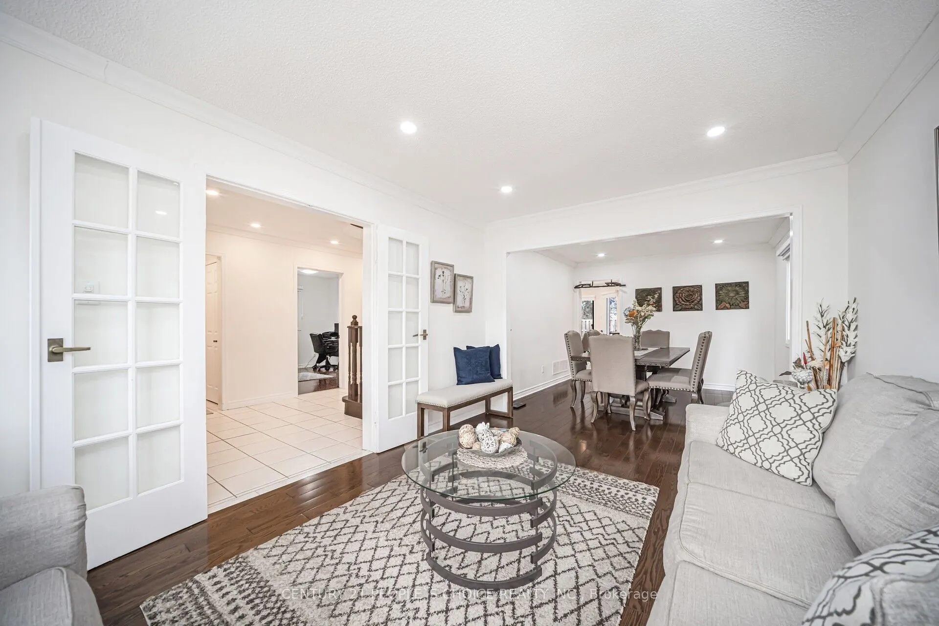 18 BLACKWELL Place