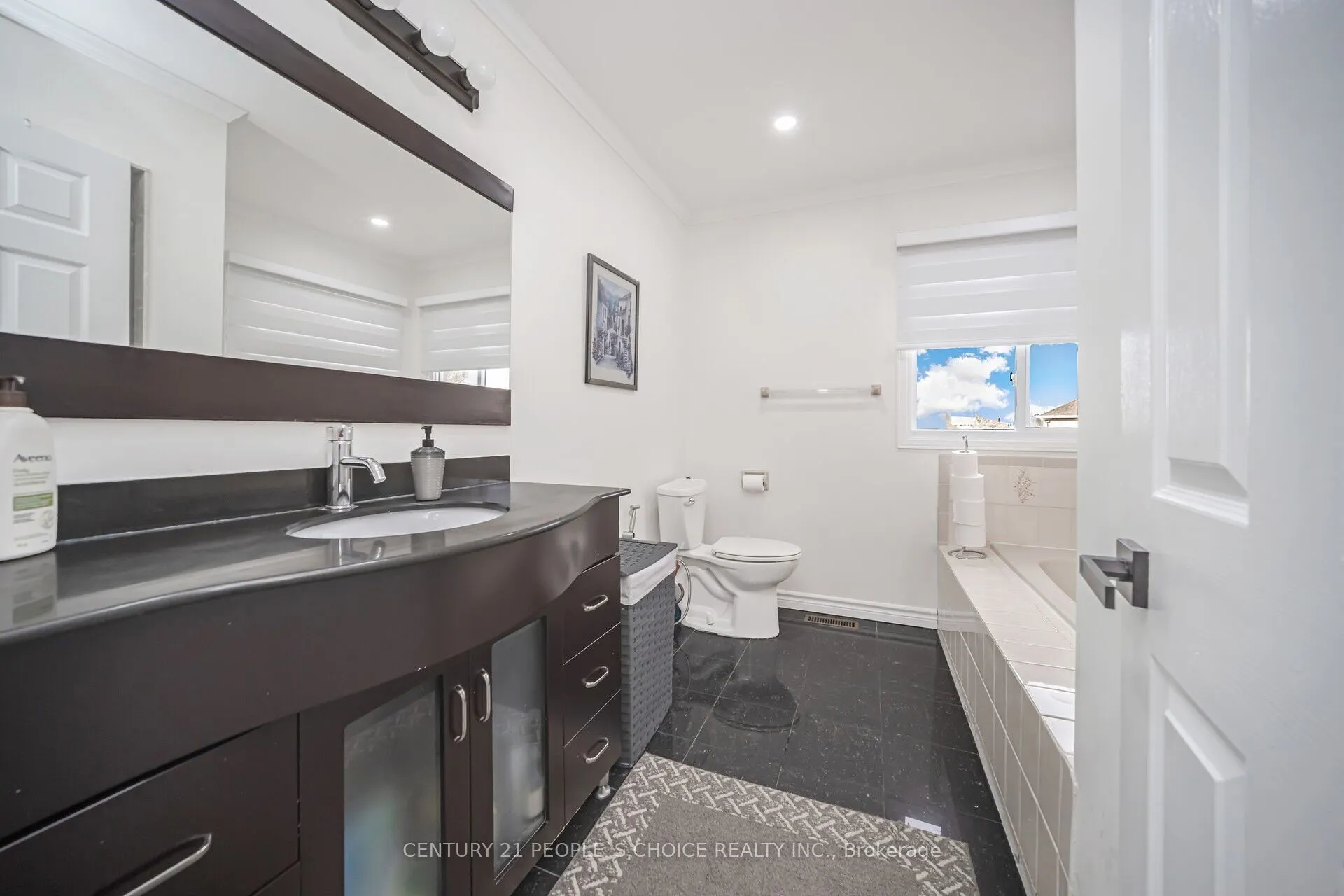 18 BLACKWELL Place