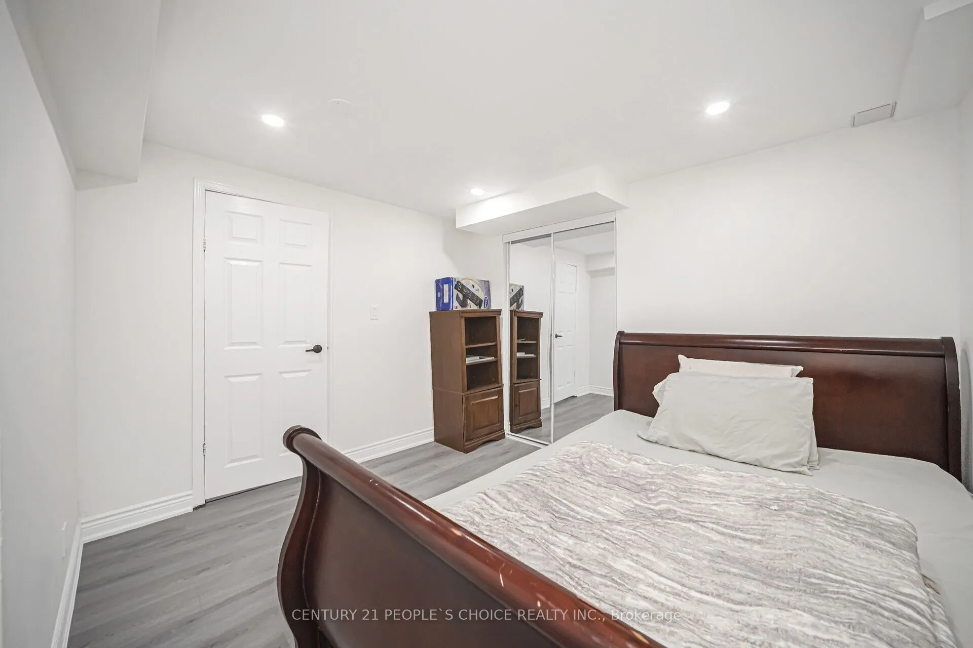 18 BLACKWELL Place