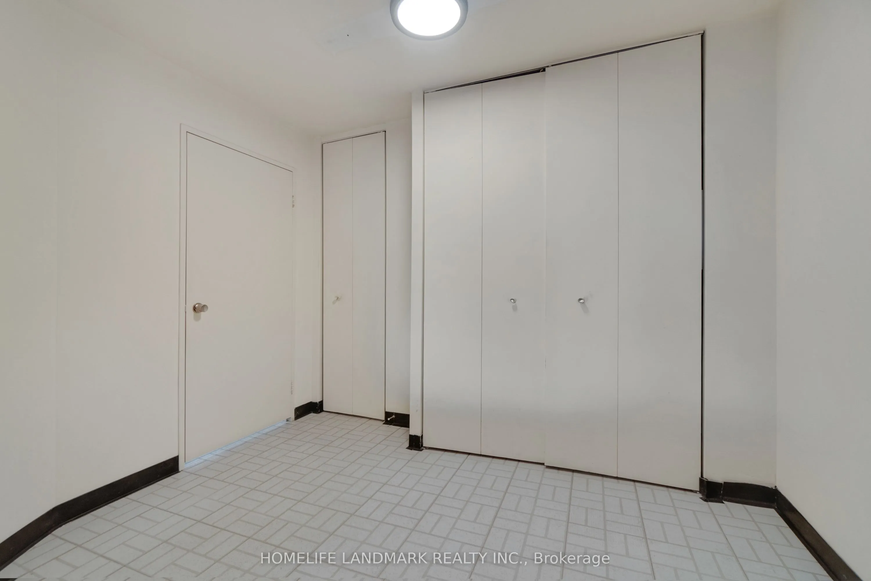 50 Elm Drive E, #910