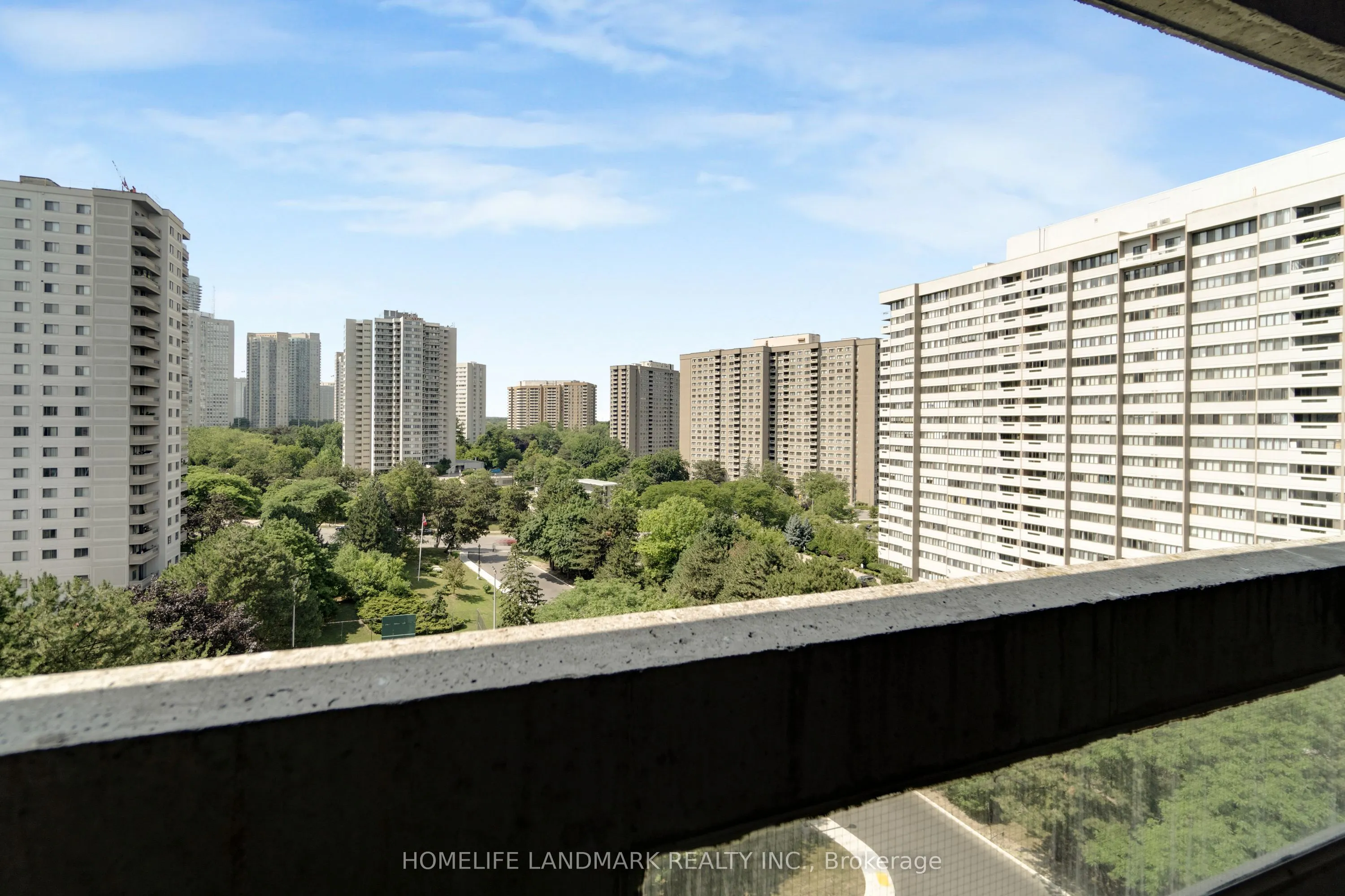 50 Elm Drive E, #910