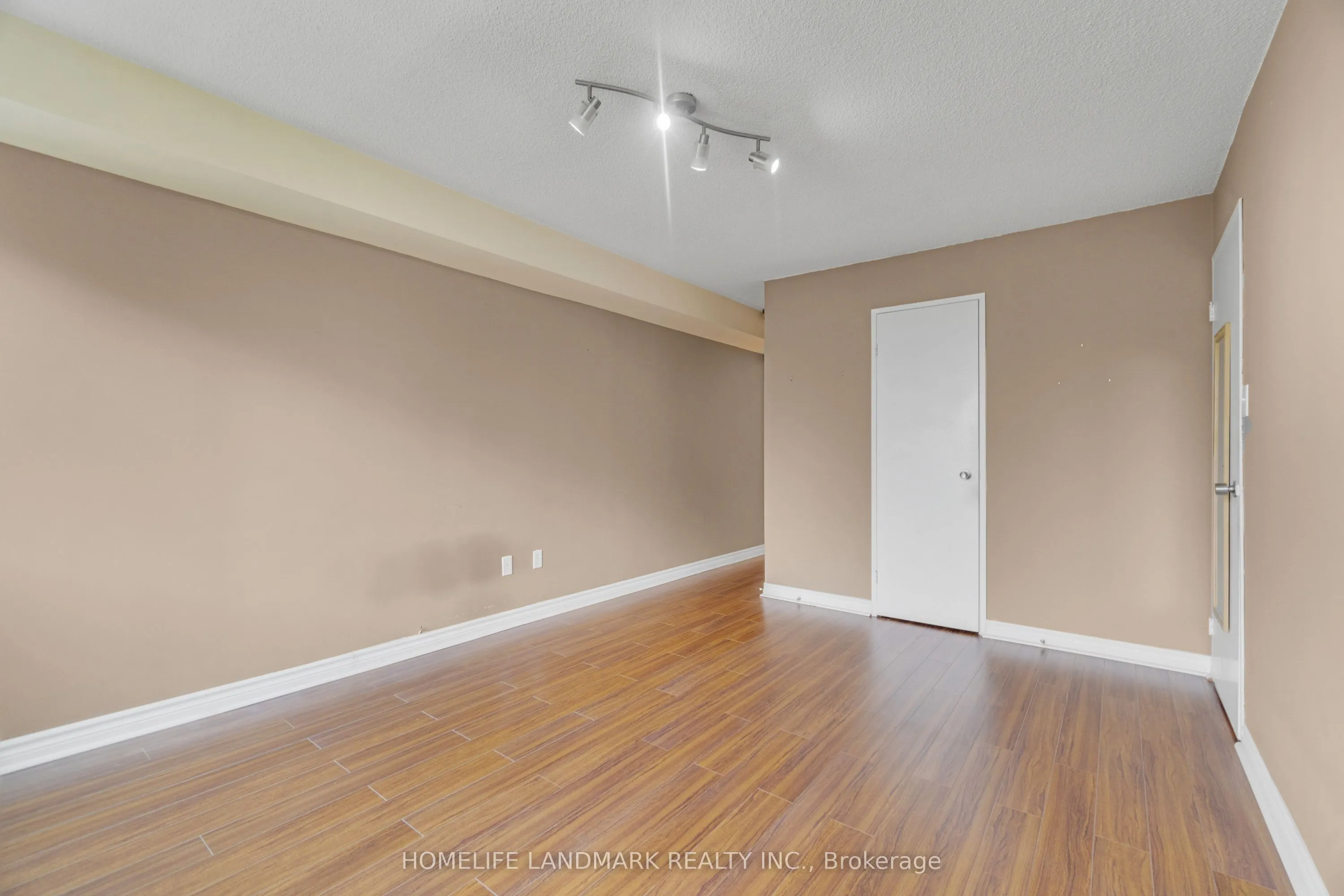 50 Elm Drive E, #910