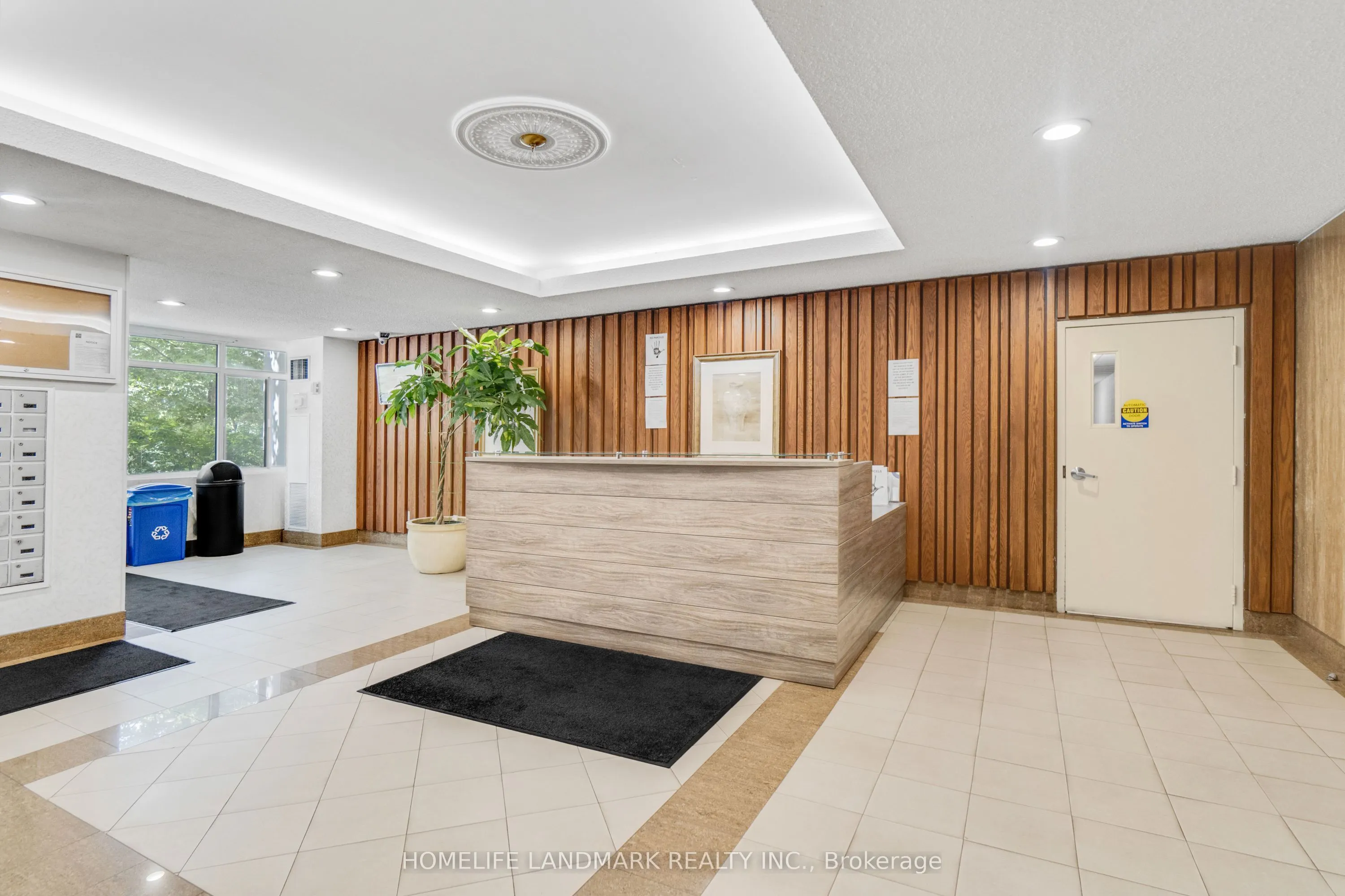 50 Elm Drive E, #910