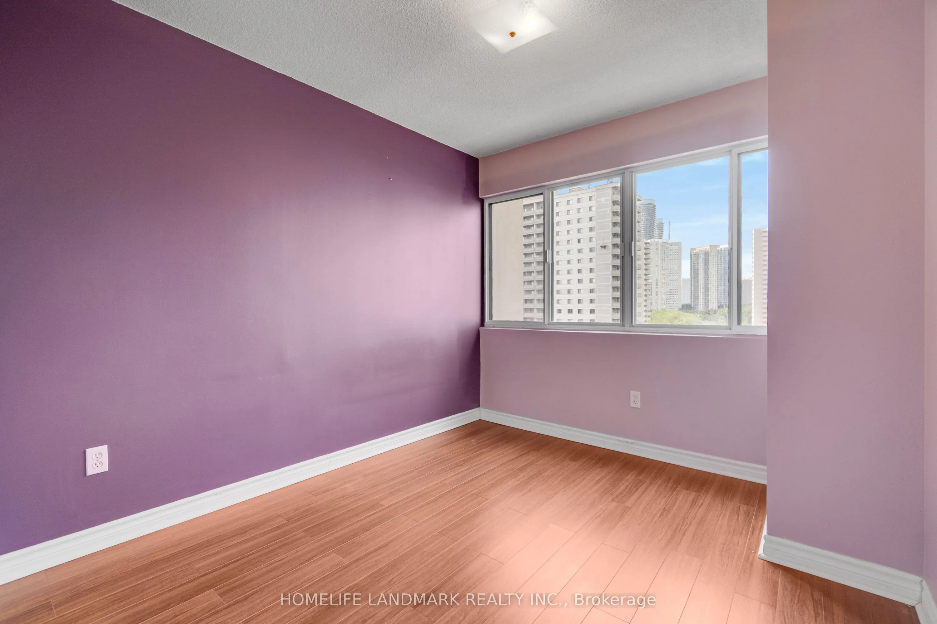 50 Elm Drive E, #910