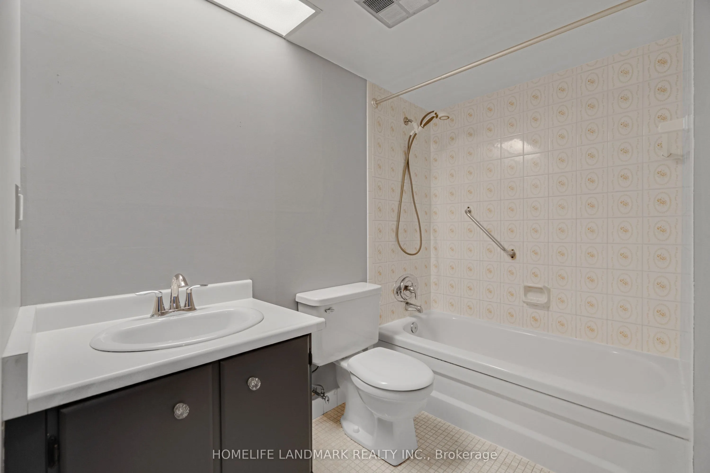50 Elm Drive E, #910