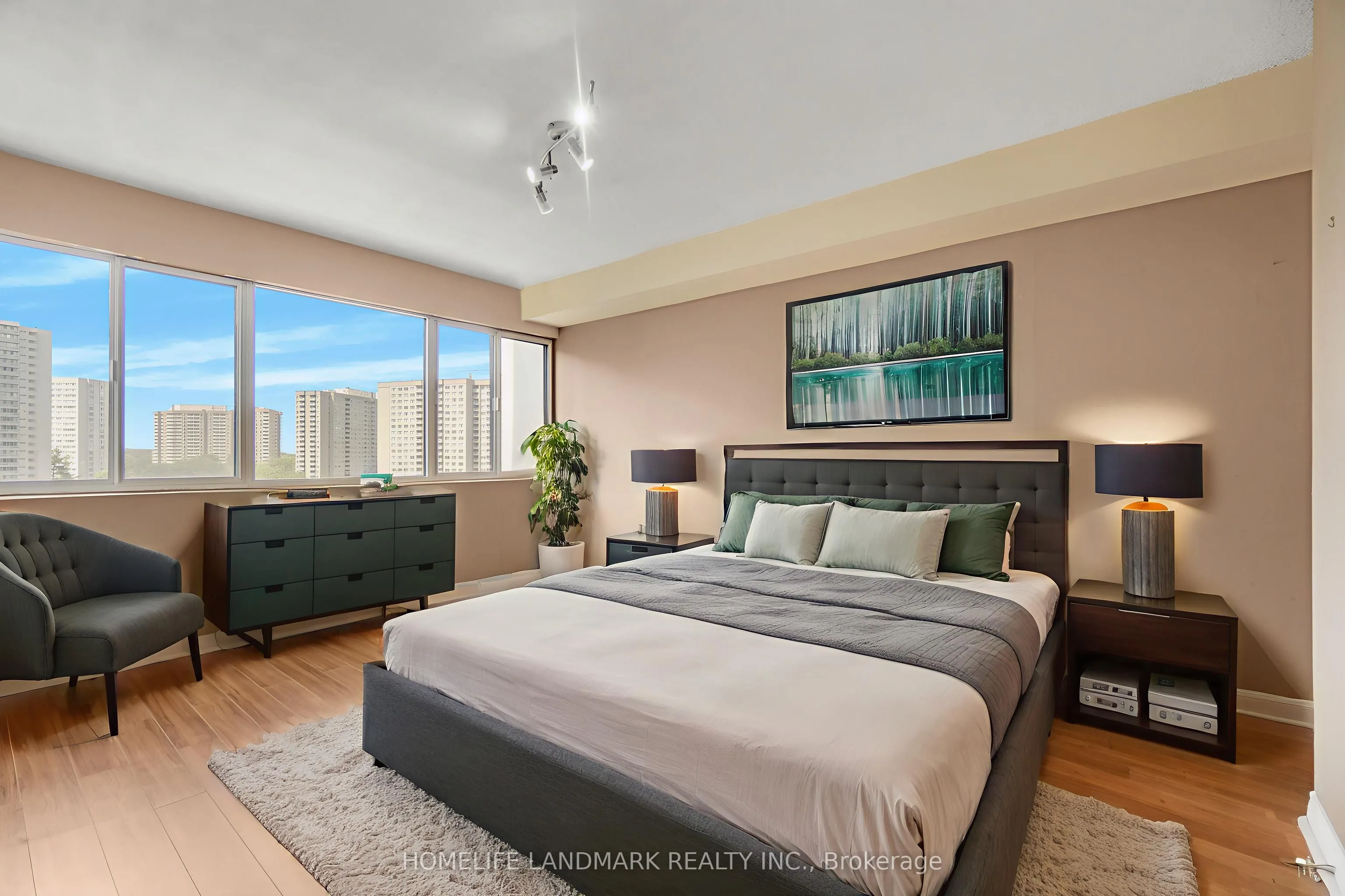 50 Elm Drive E, #910
