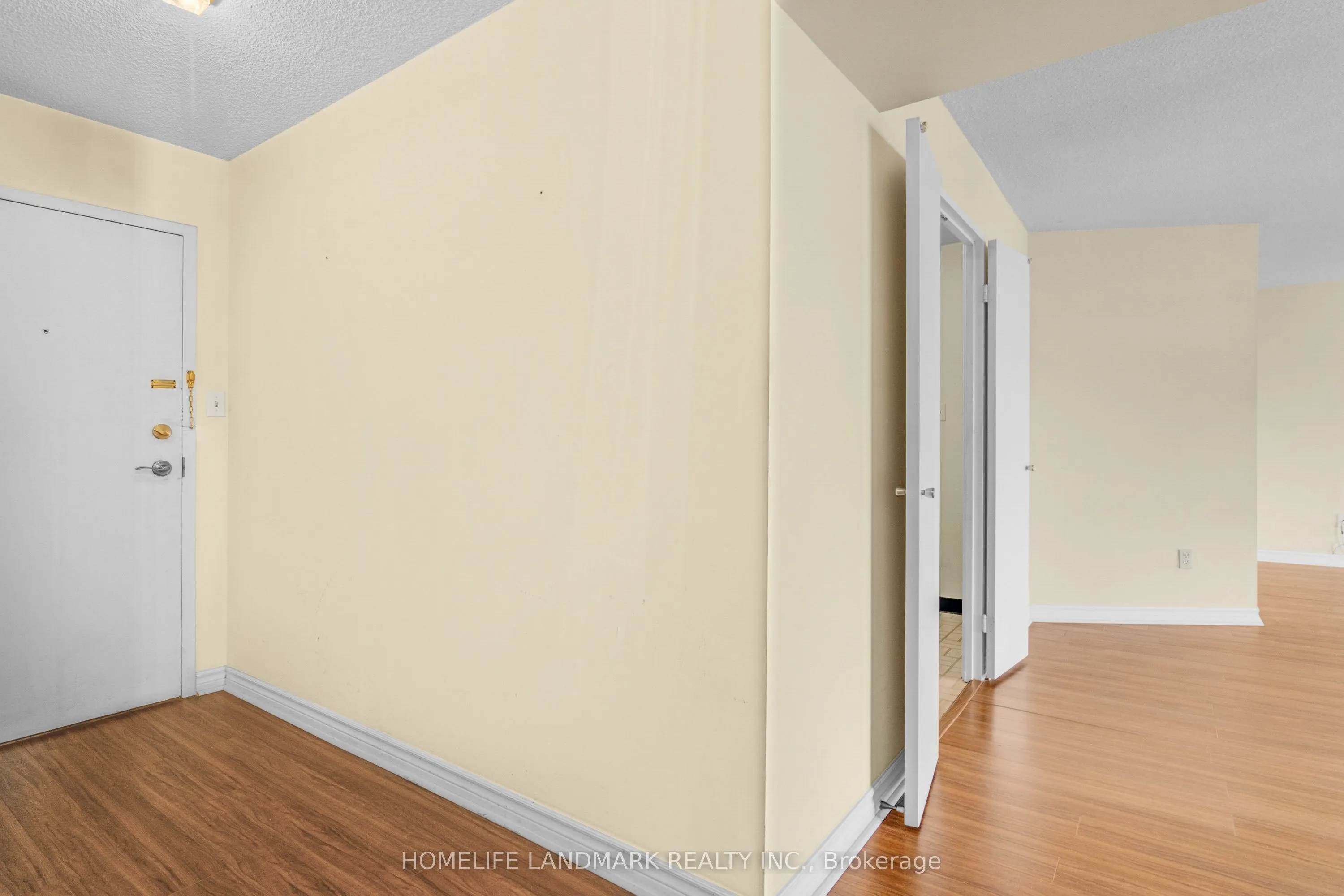 50 Elm Drive E, #910