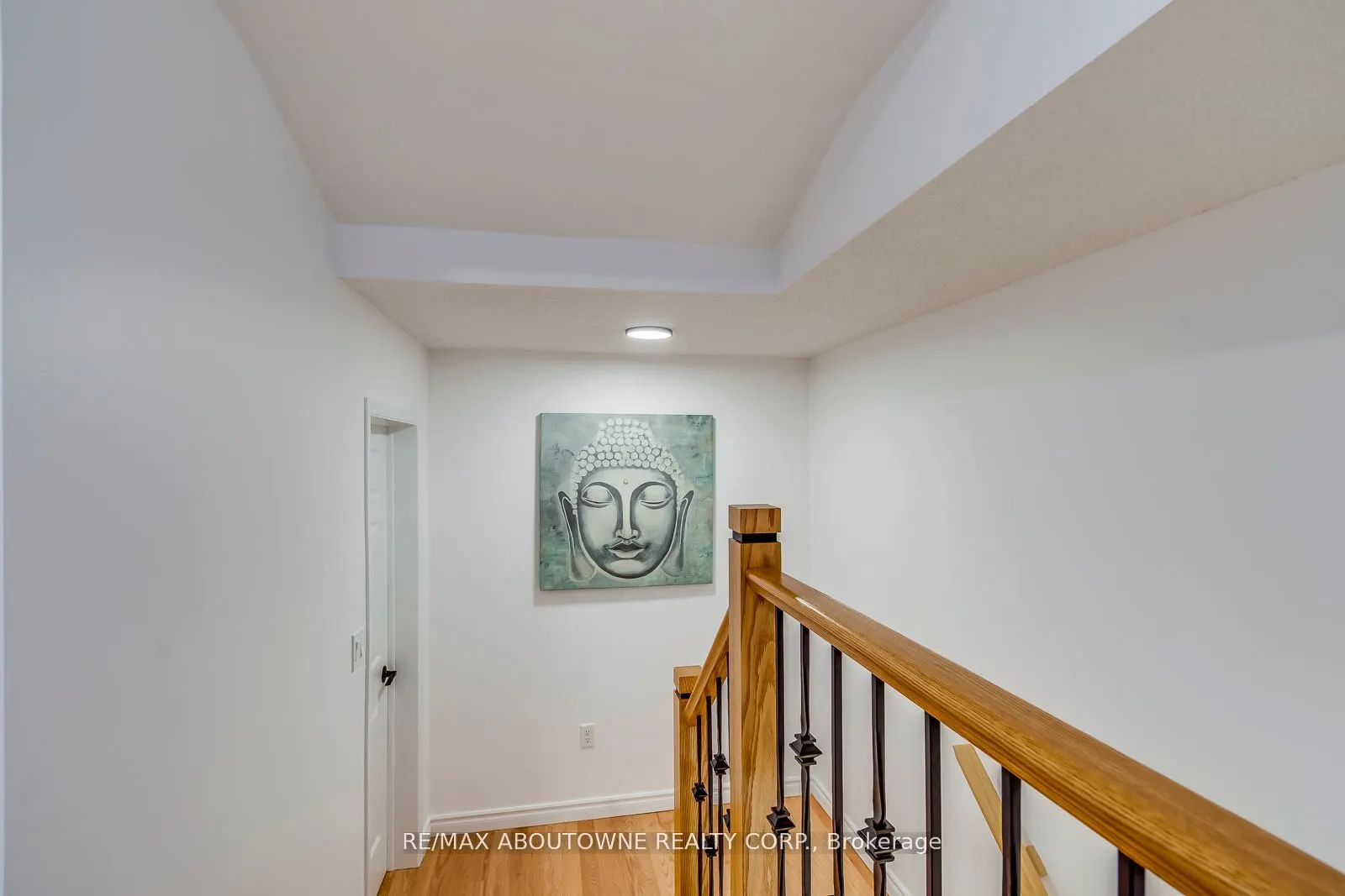 2246 Fairbairn Court