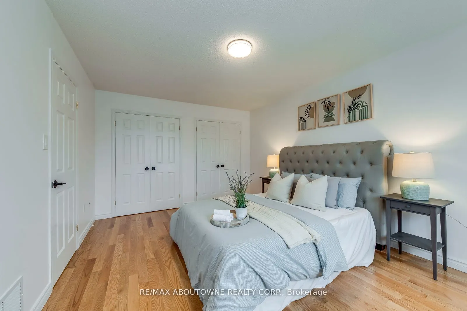 2246 Fairbairn Court