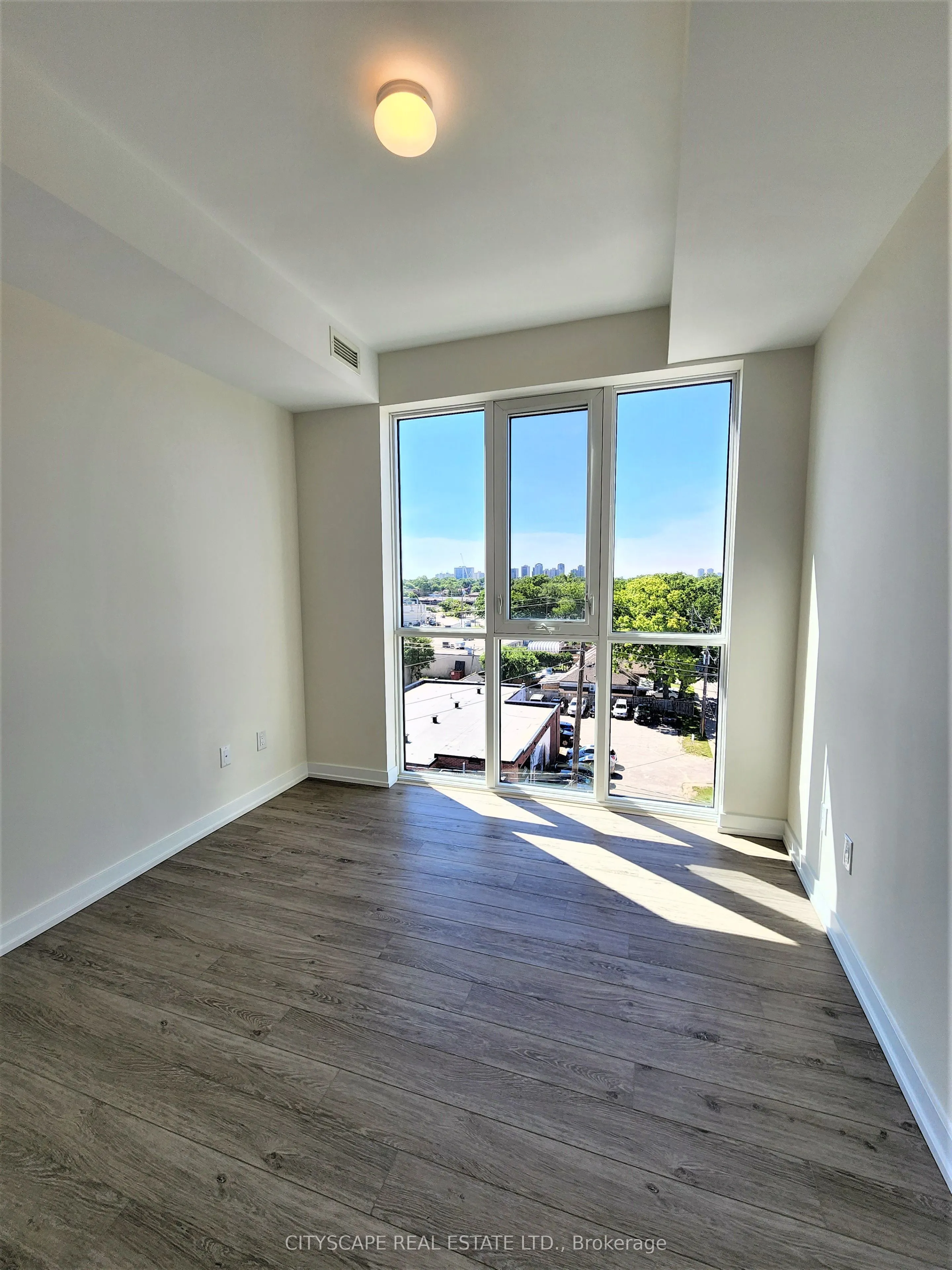 2300 St Clair Avenue W, #608