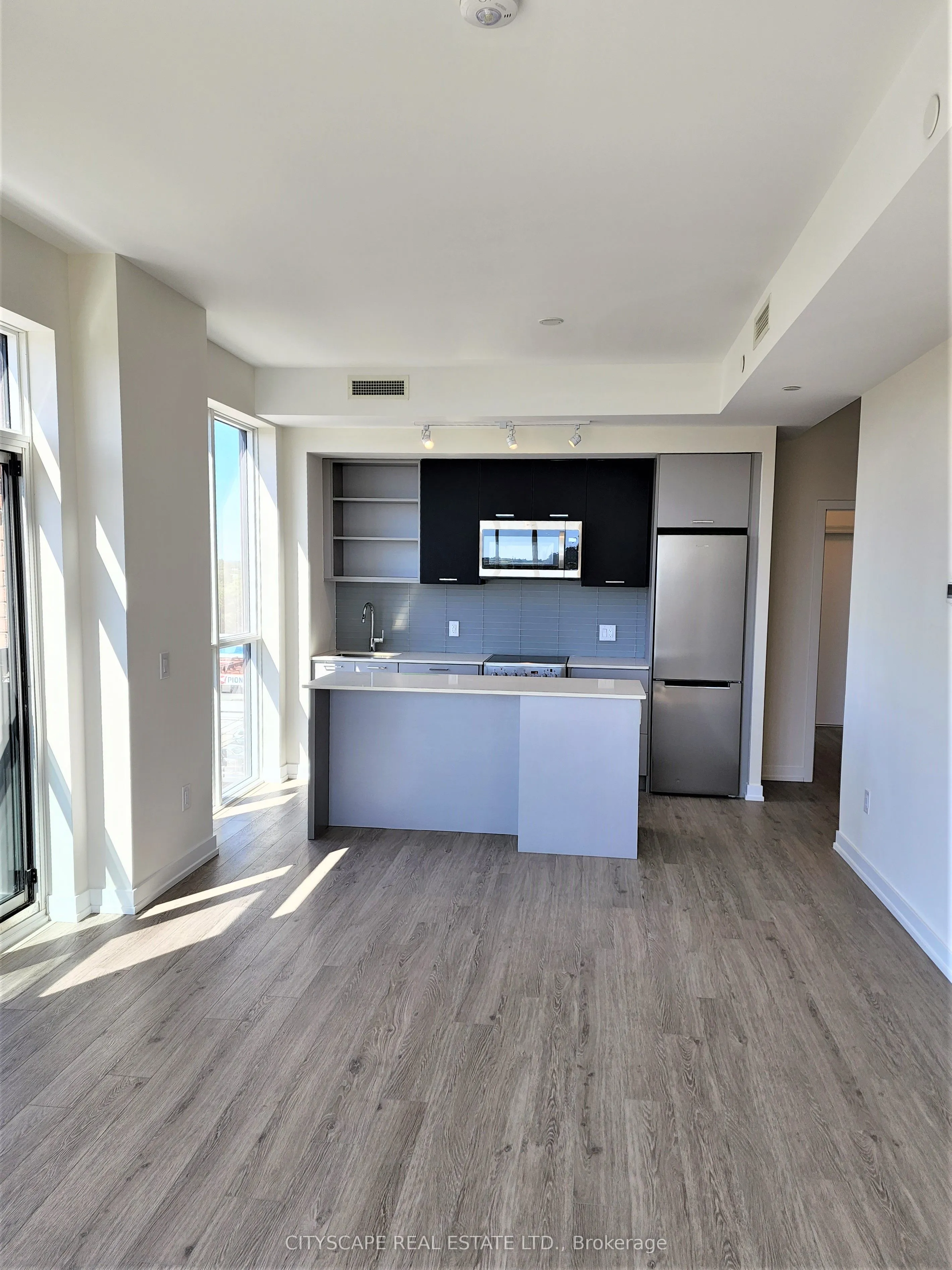 2300 St Clair Avenue W, #608