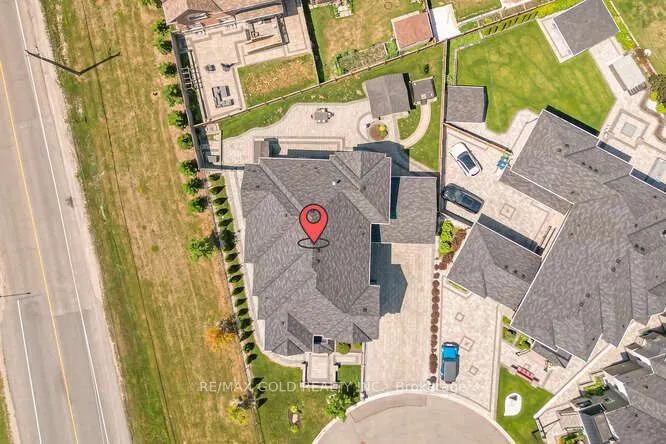 26 Adonis Close