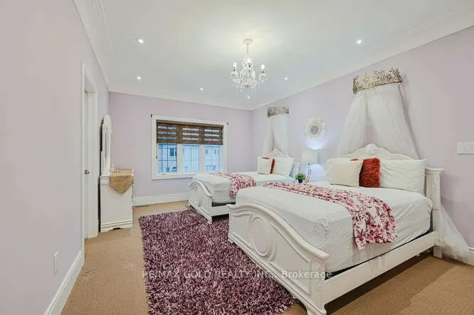 26 Adonis Close