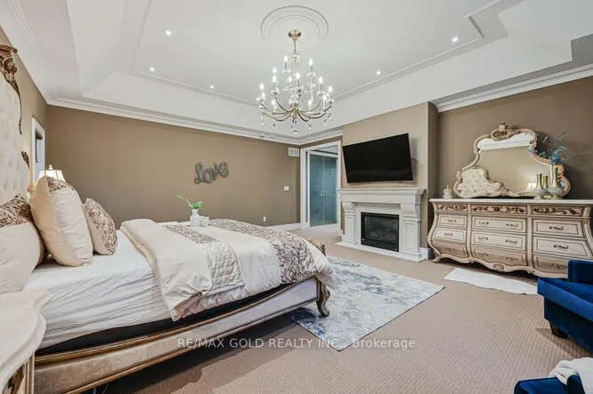 26 Adonis Close