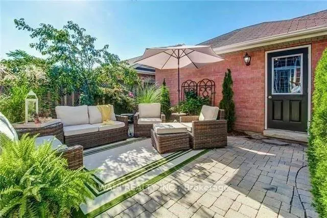 3403 Eglinton Avenue W