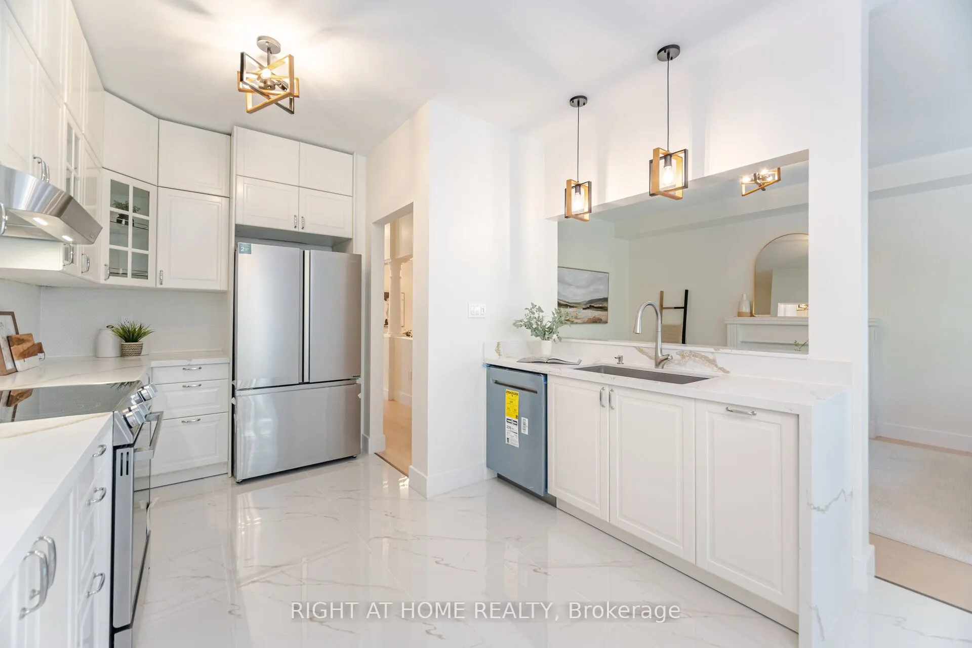 514 Huntington Ridge Drive