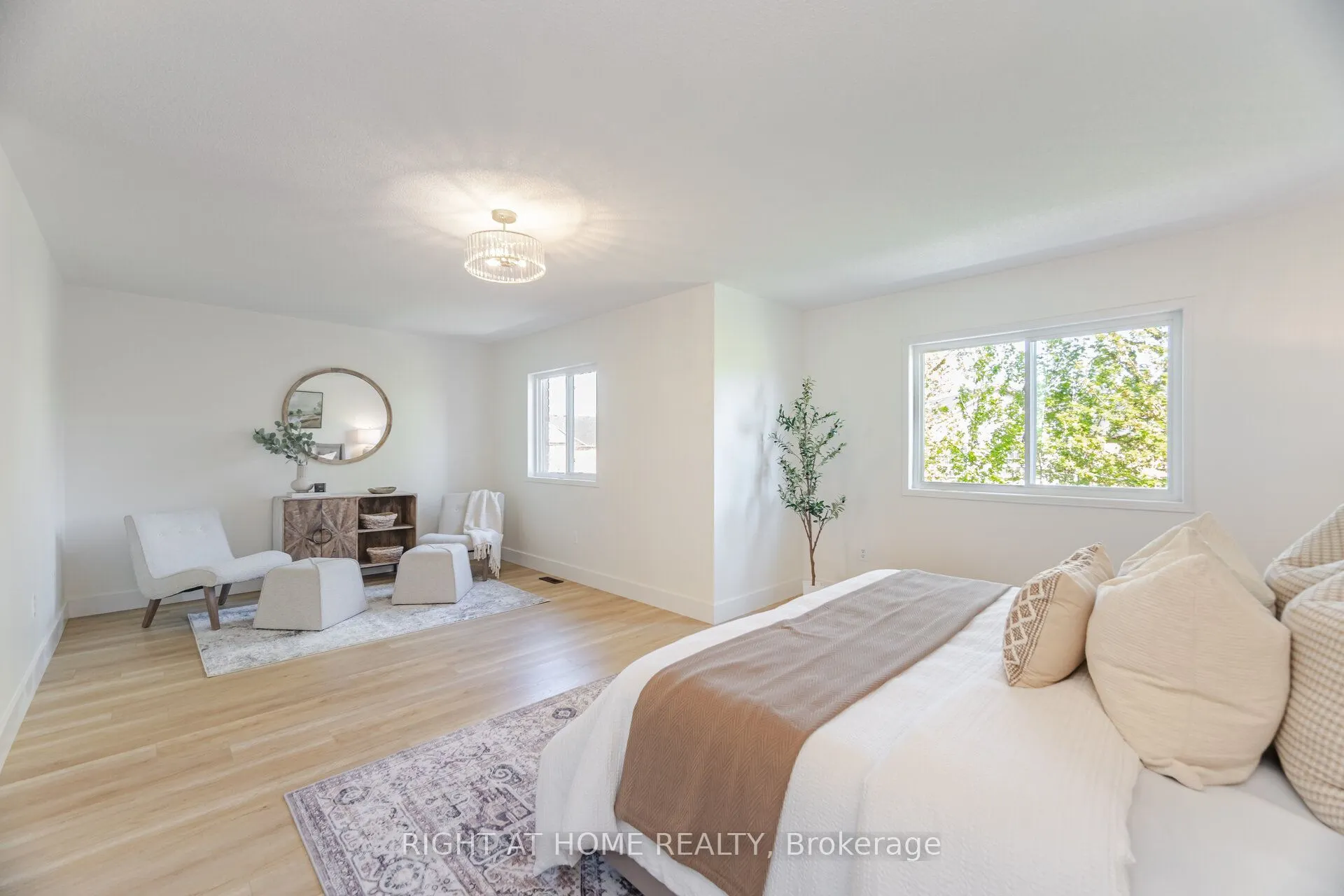 514 Huntington Ridge Drive