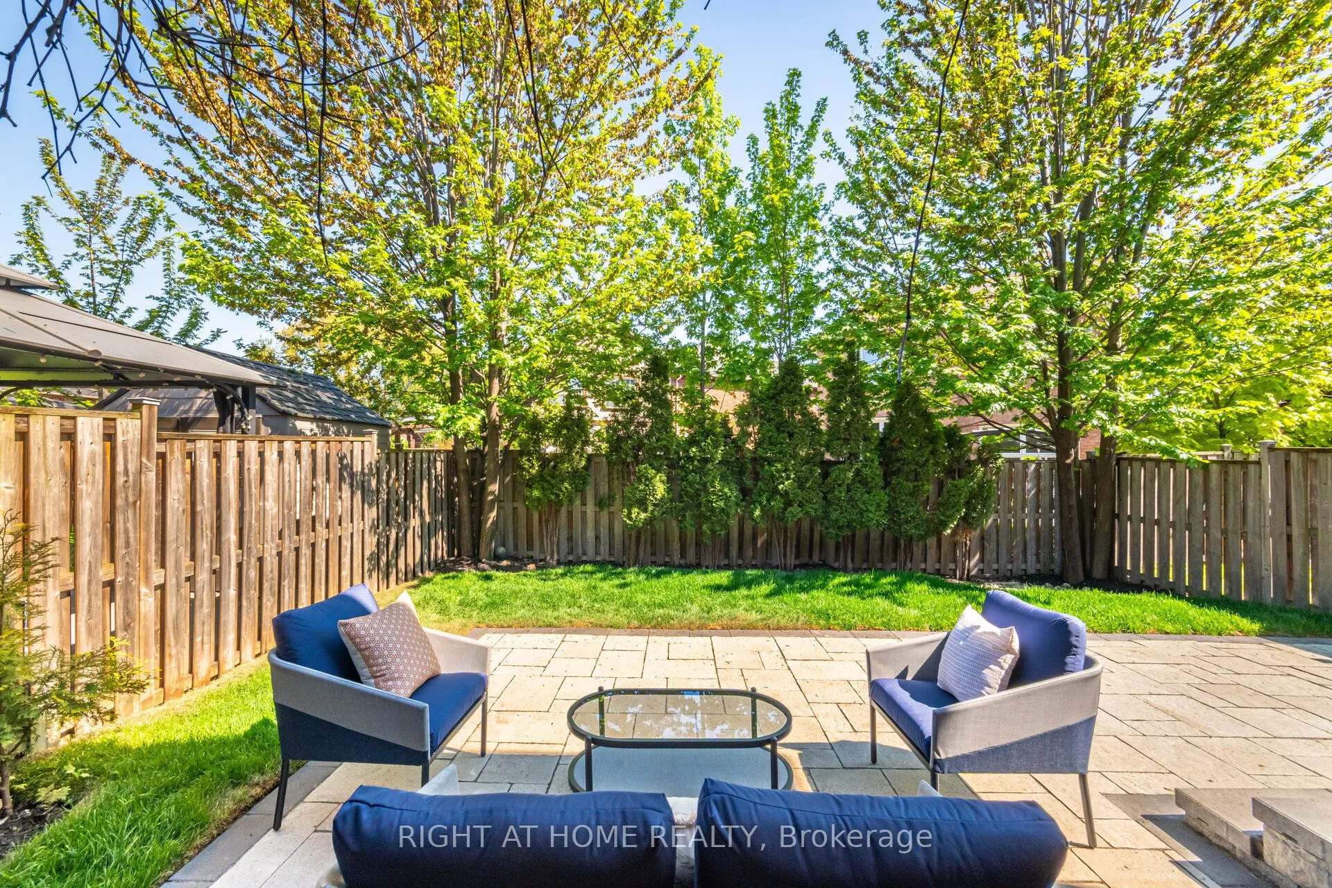 514 Huntington Ridge Drive