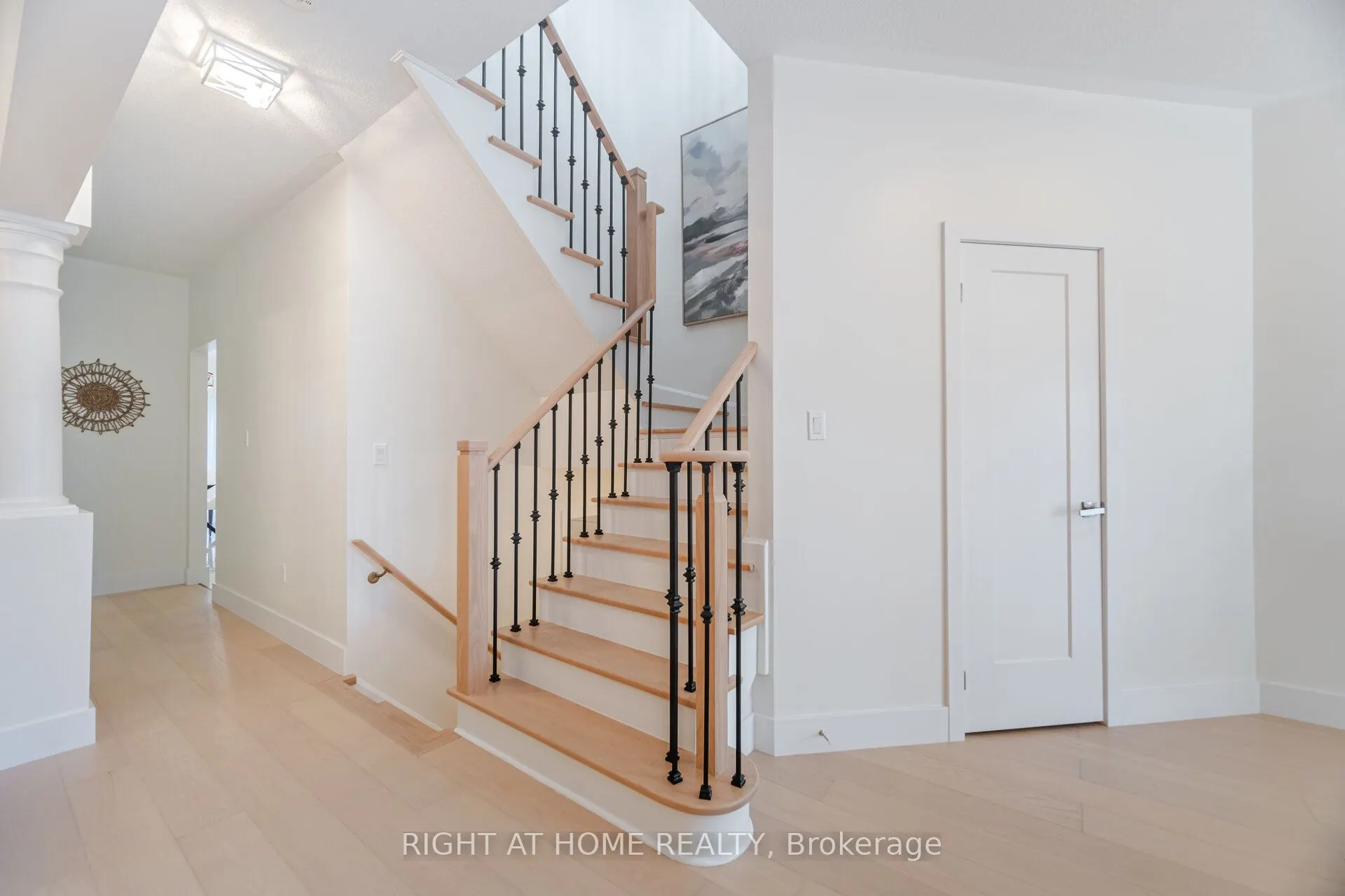 514 Huntington Ridge Drive