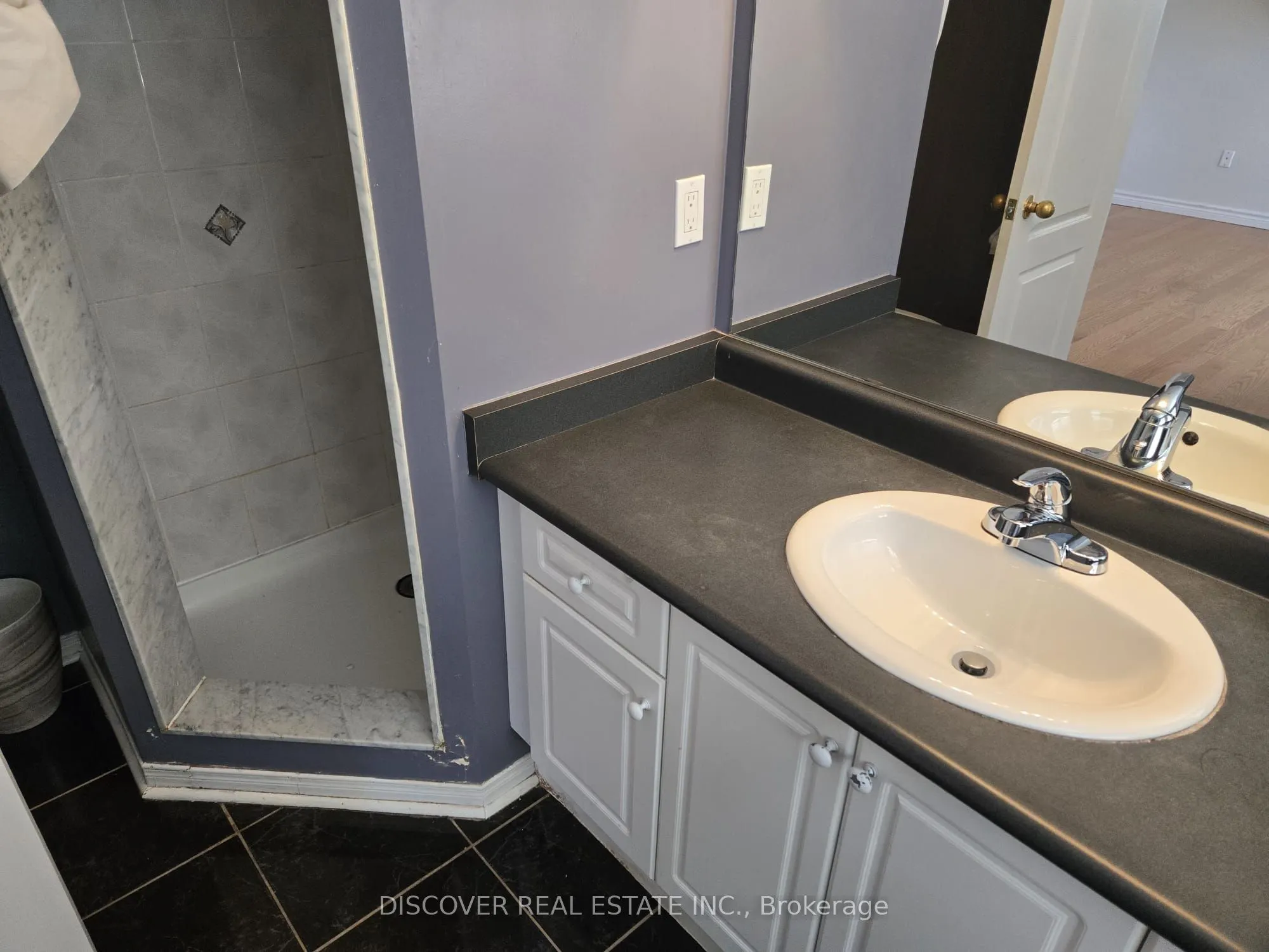 5792 Raftsman Cove