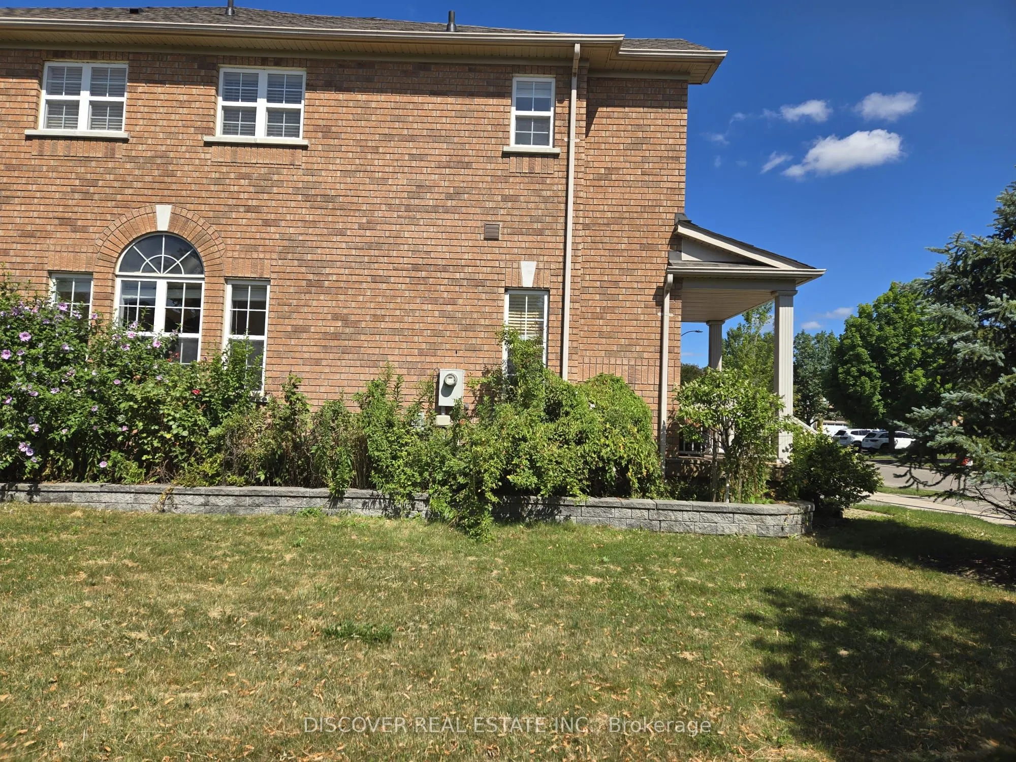 5792 Raftsman Cove