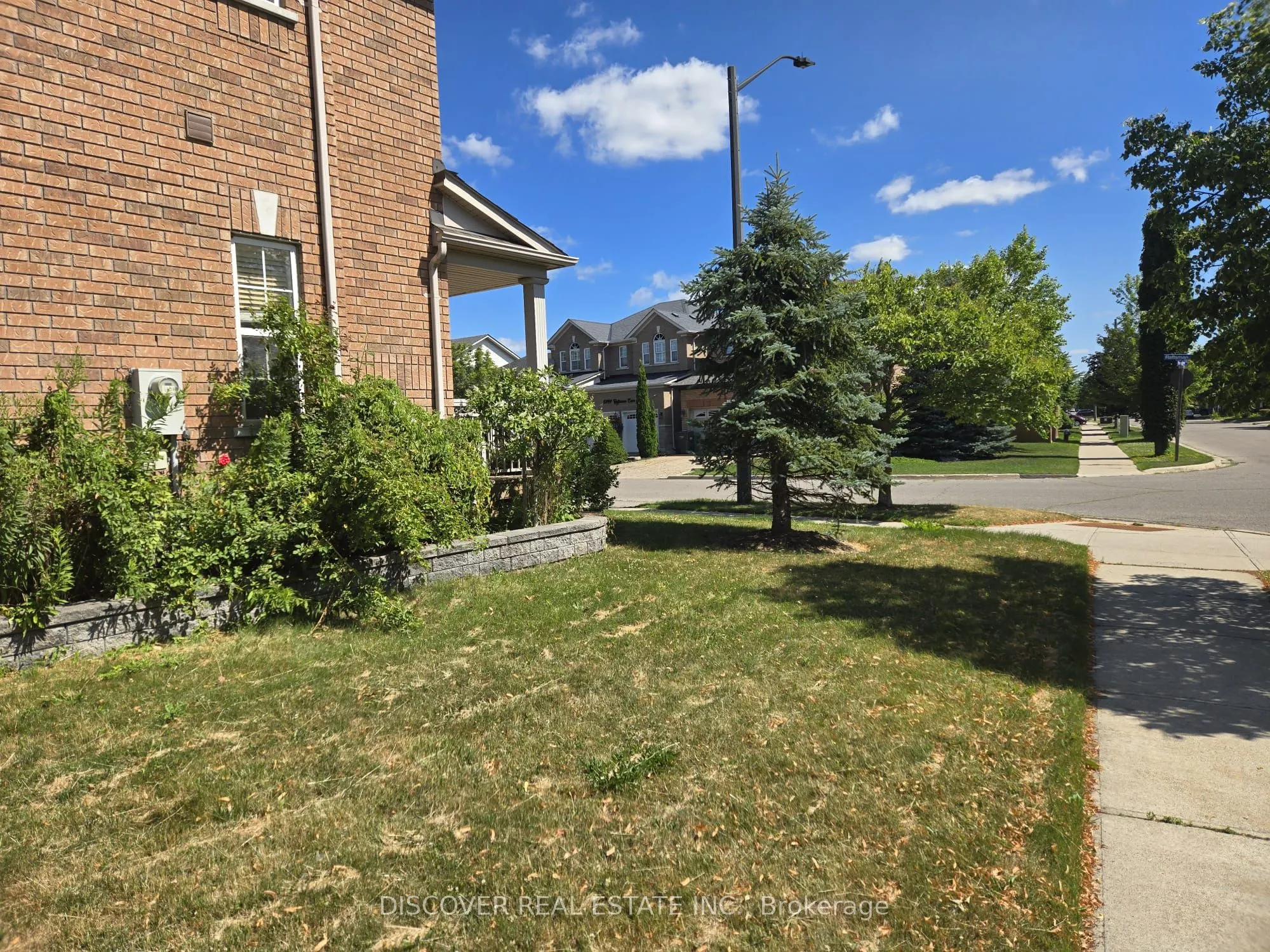 5792 Raftsman Cove