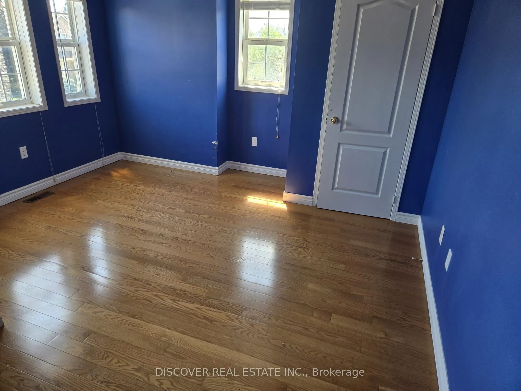 5792 Raftsman Cove