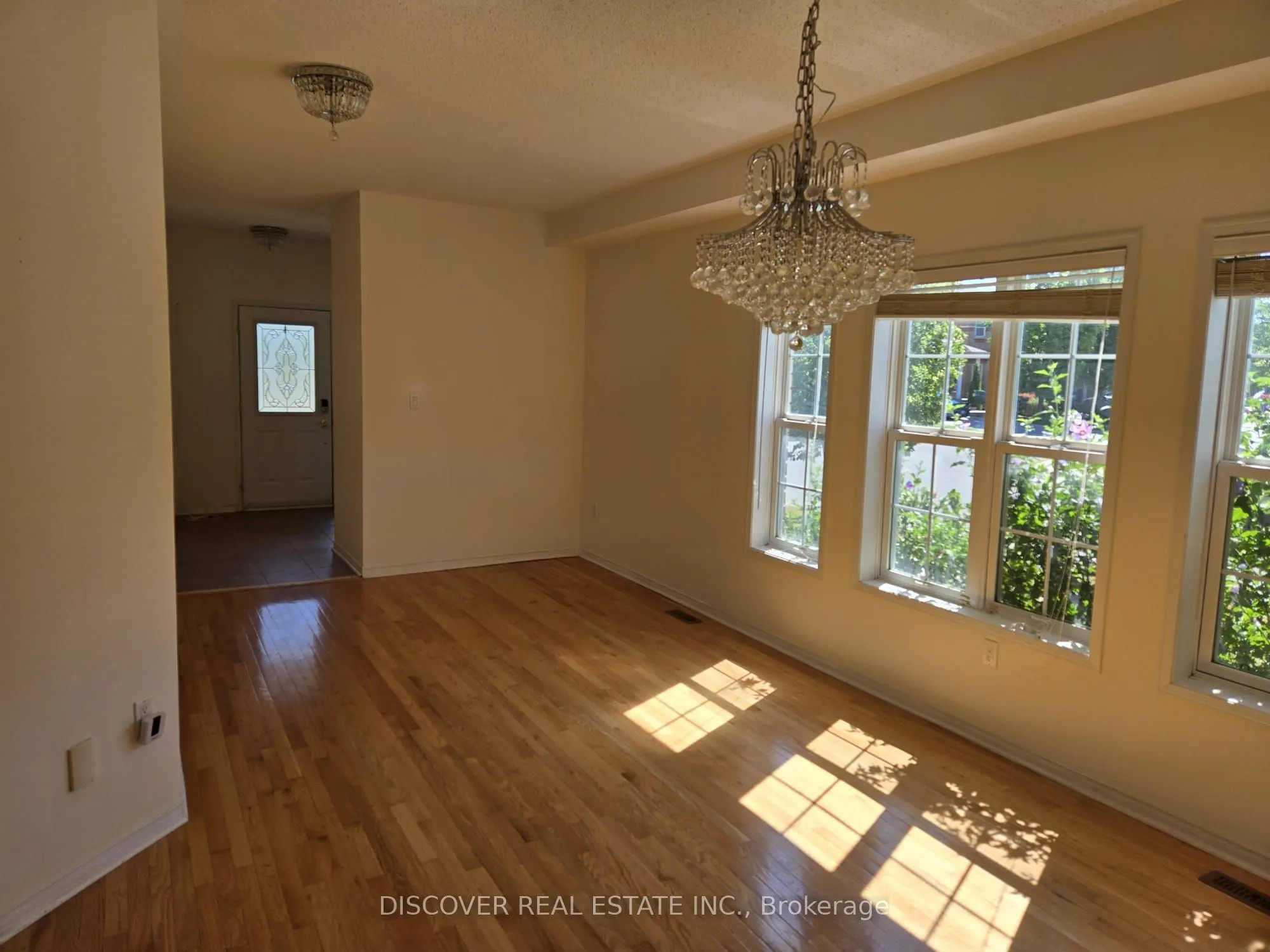 5792 Raftsman Cove