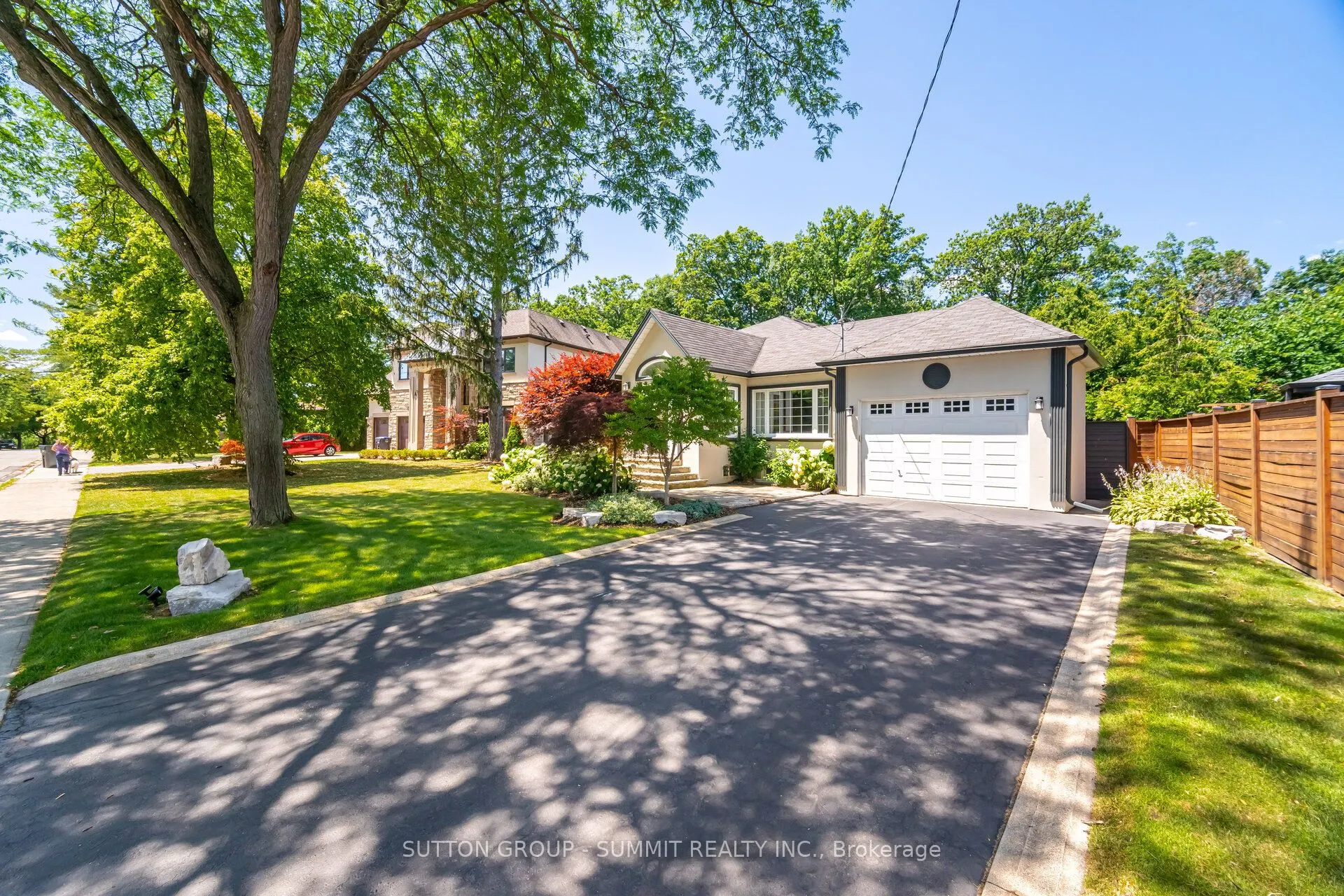1195 Crestdale Road