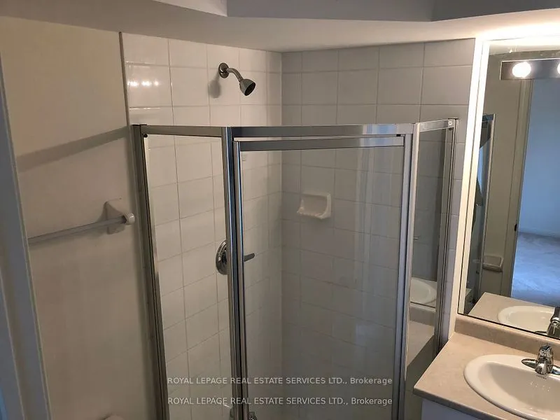 1 Beckenrose Court E, #135