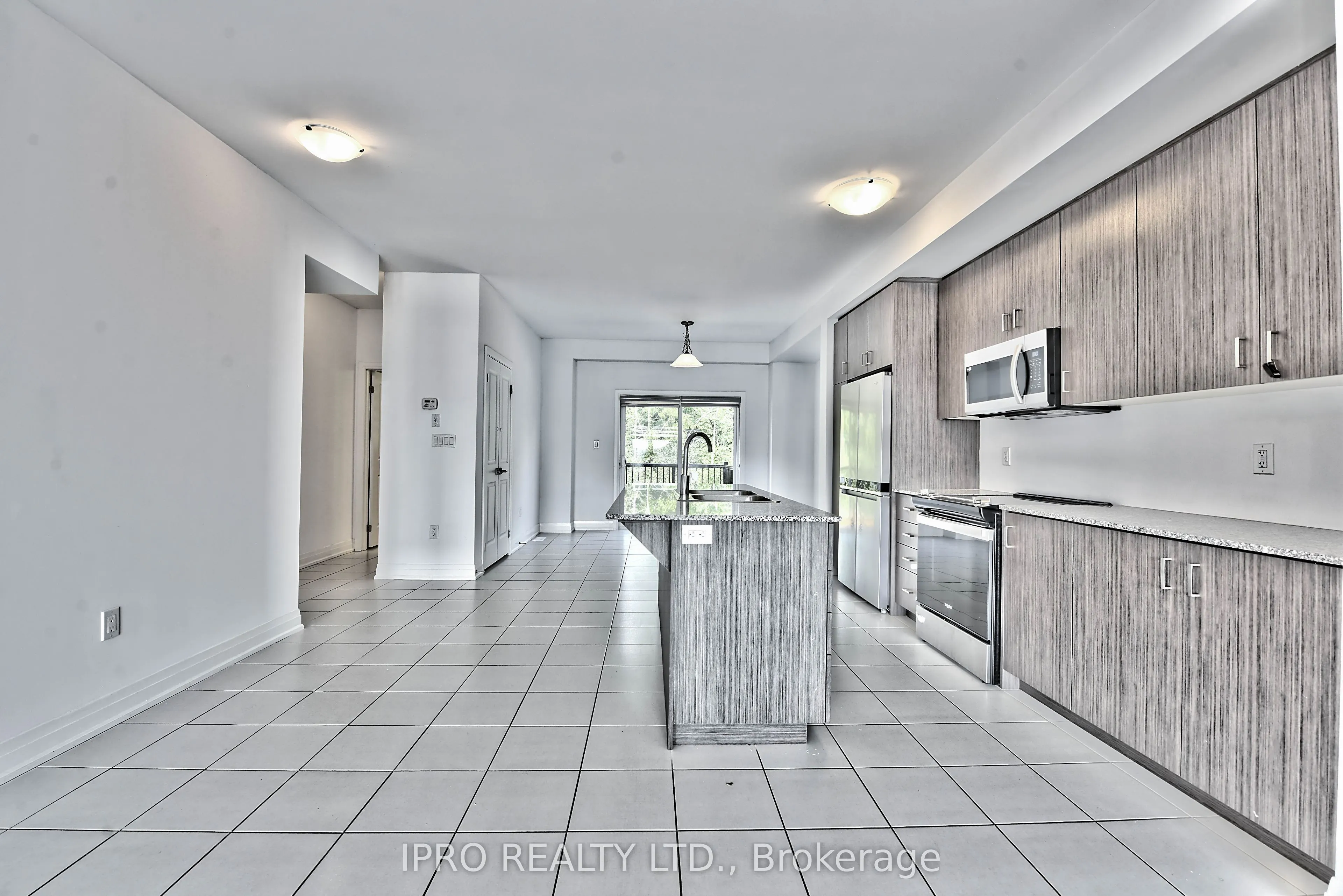 48 Windtree Way