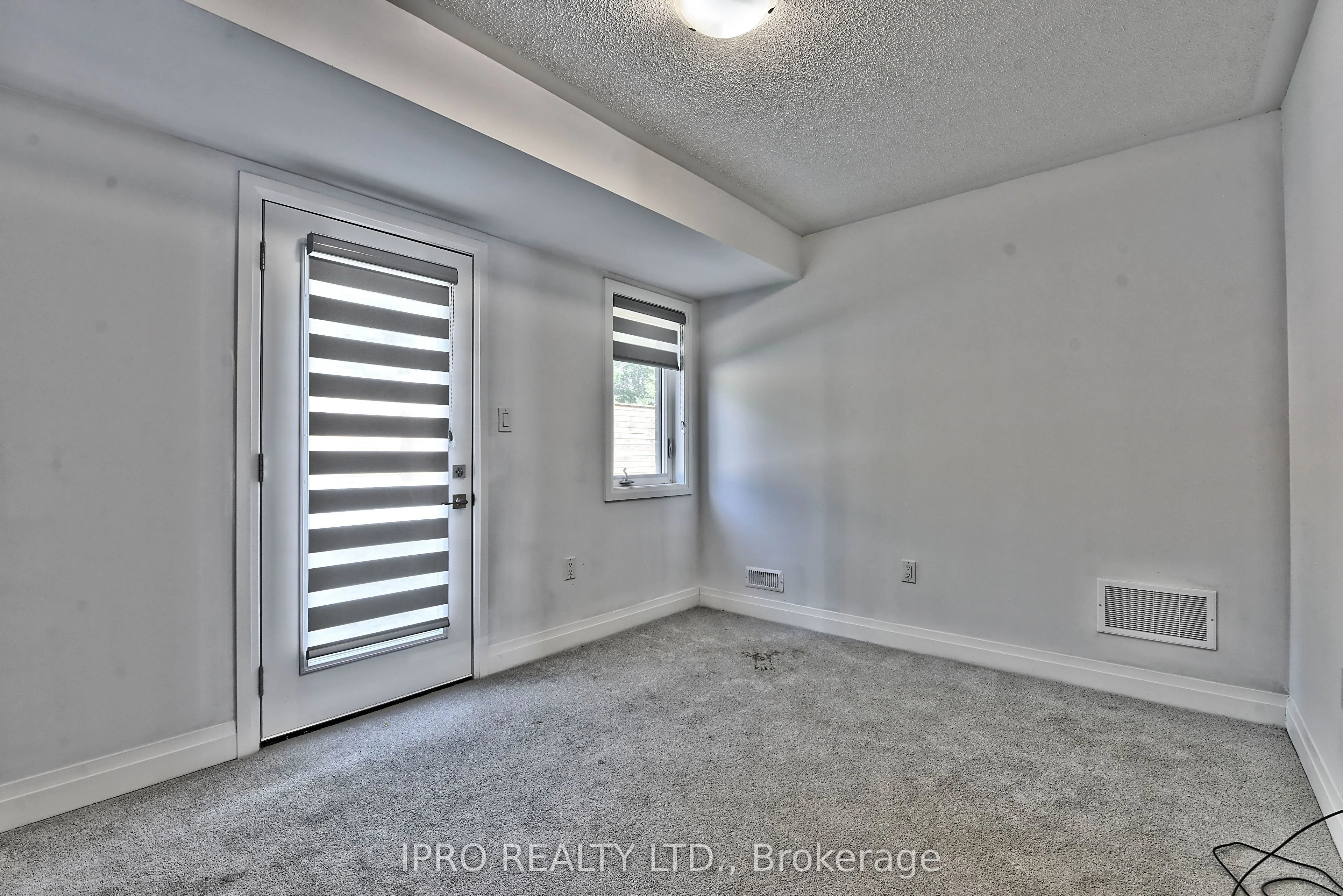 48 Windtree Way