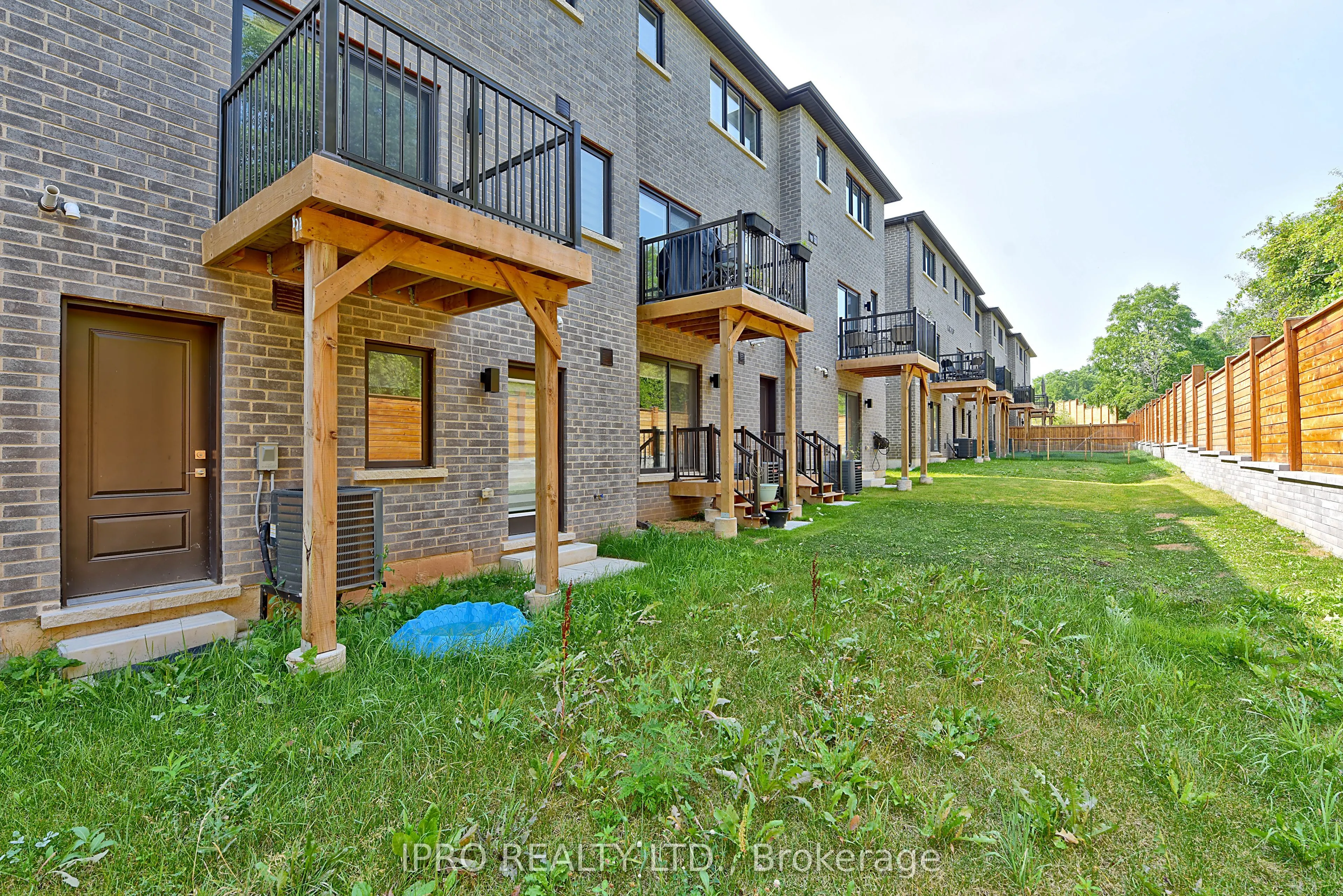 48 Windtree Way