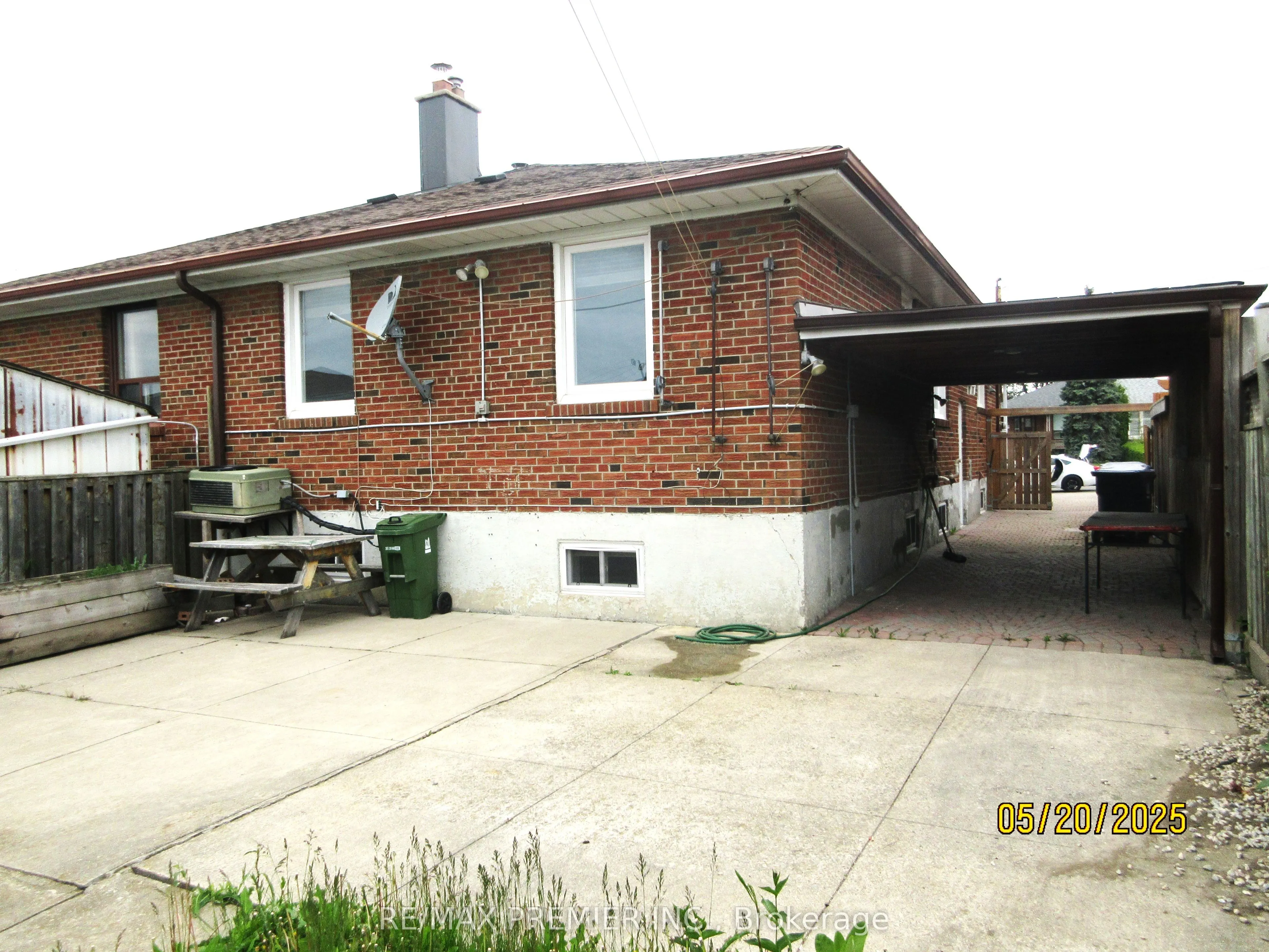 100 Snowood Court