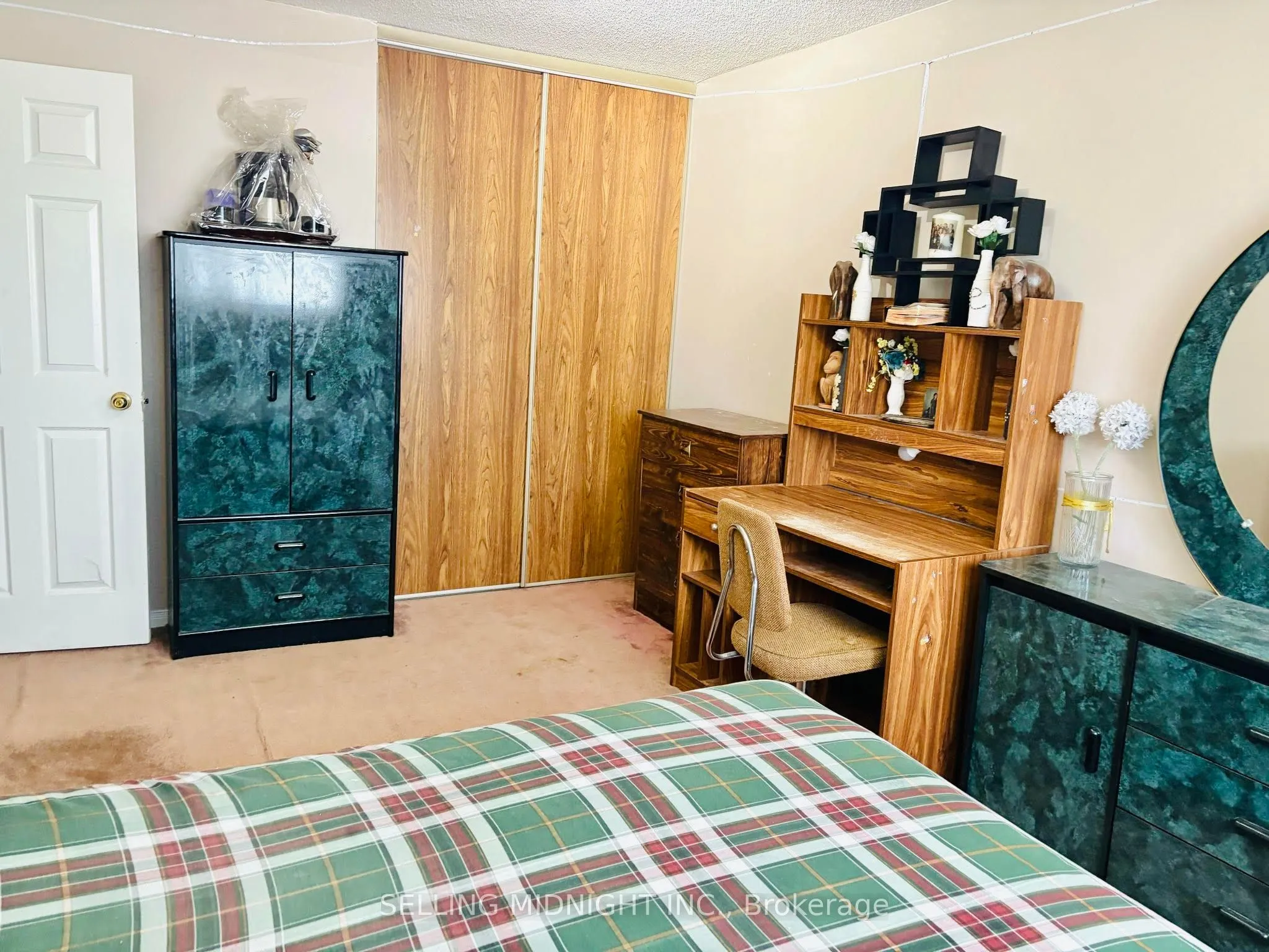 441 Rutherford Road N #Room