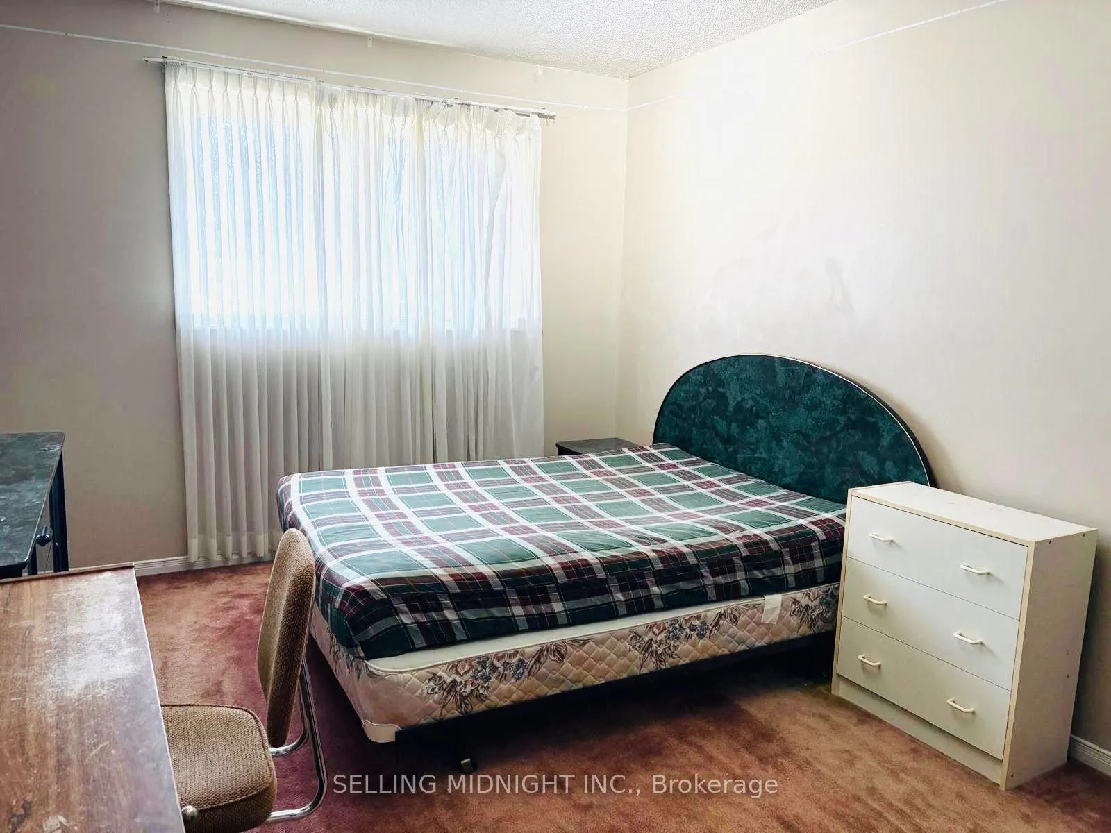 441 Rutherford Road N #Room
